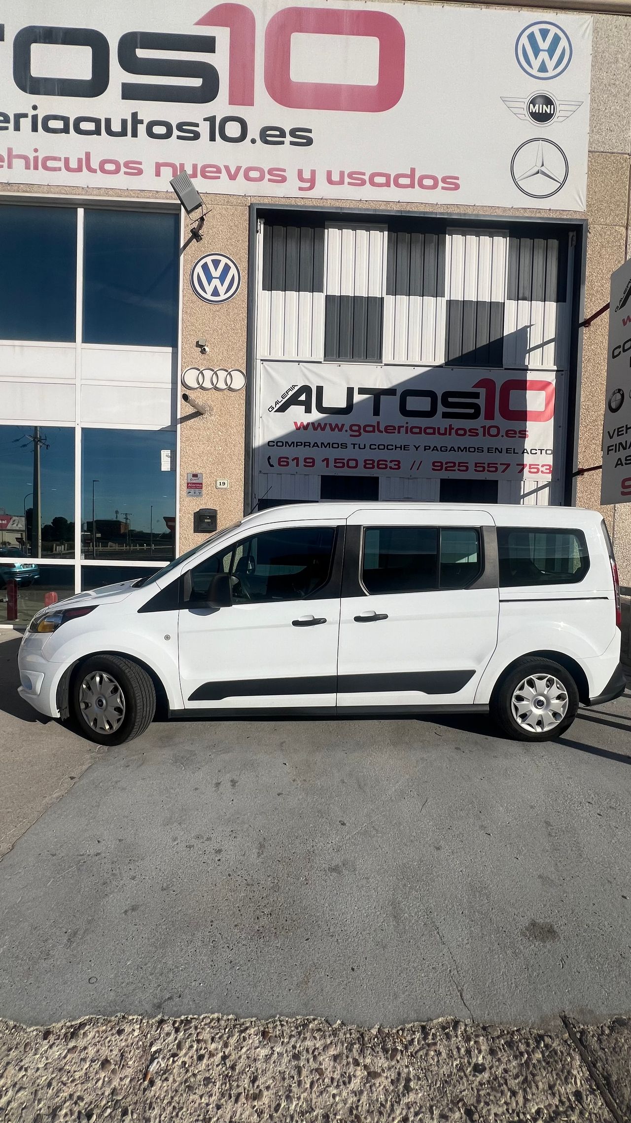 Foto Ford Tourneo Connect 4