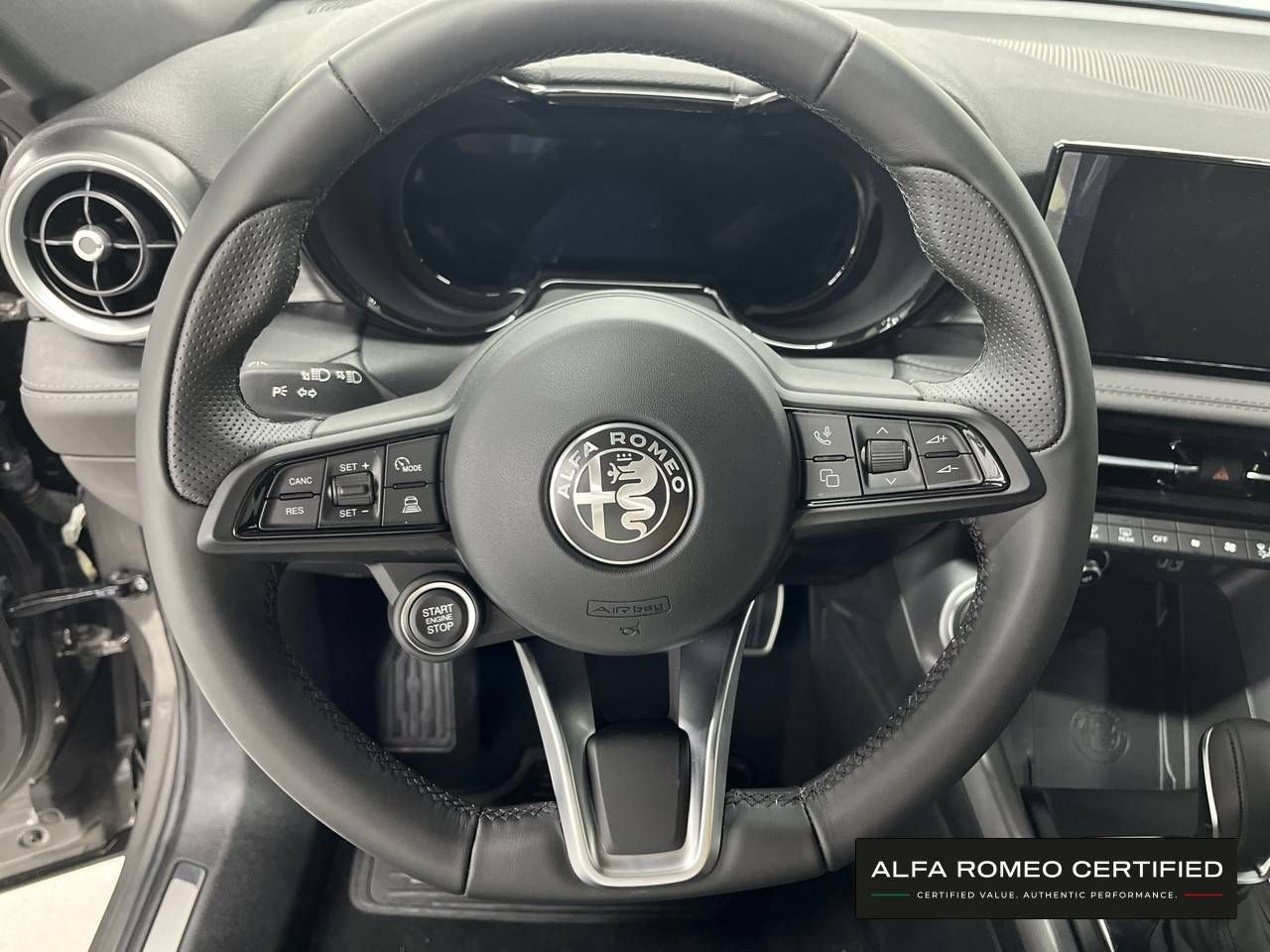 Foto Alfa Romeo Tonale 13