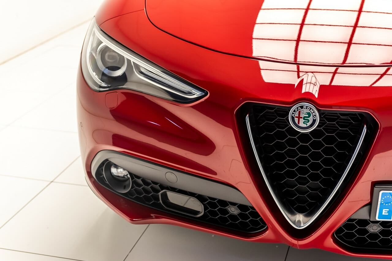 Foto Alfa Romeo Stelvio 37