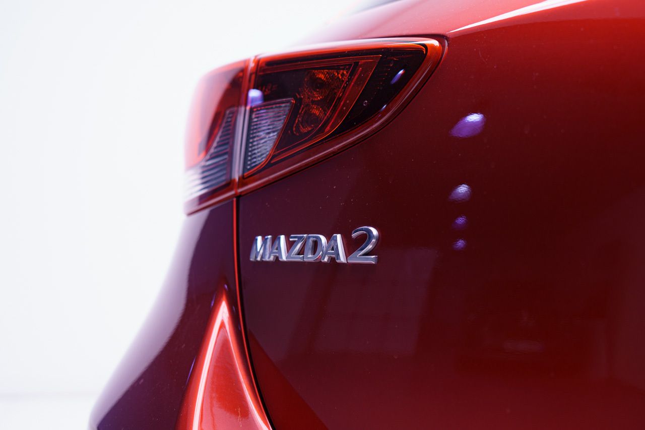 Foto Mazda Mazda2 25
