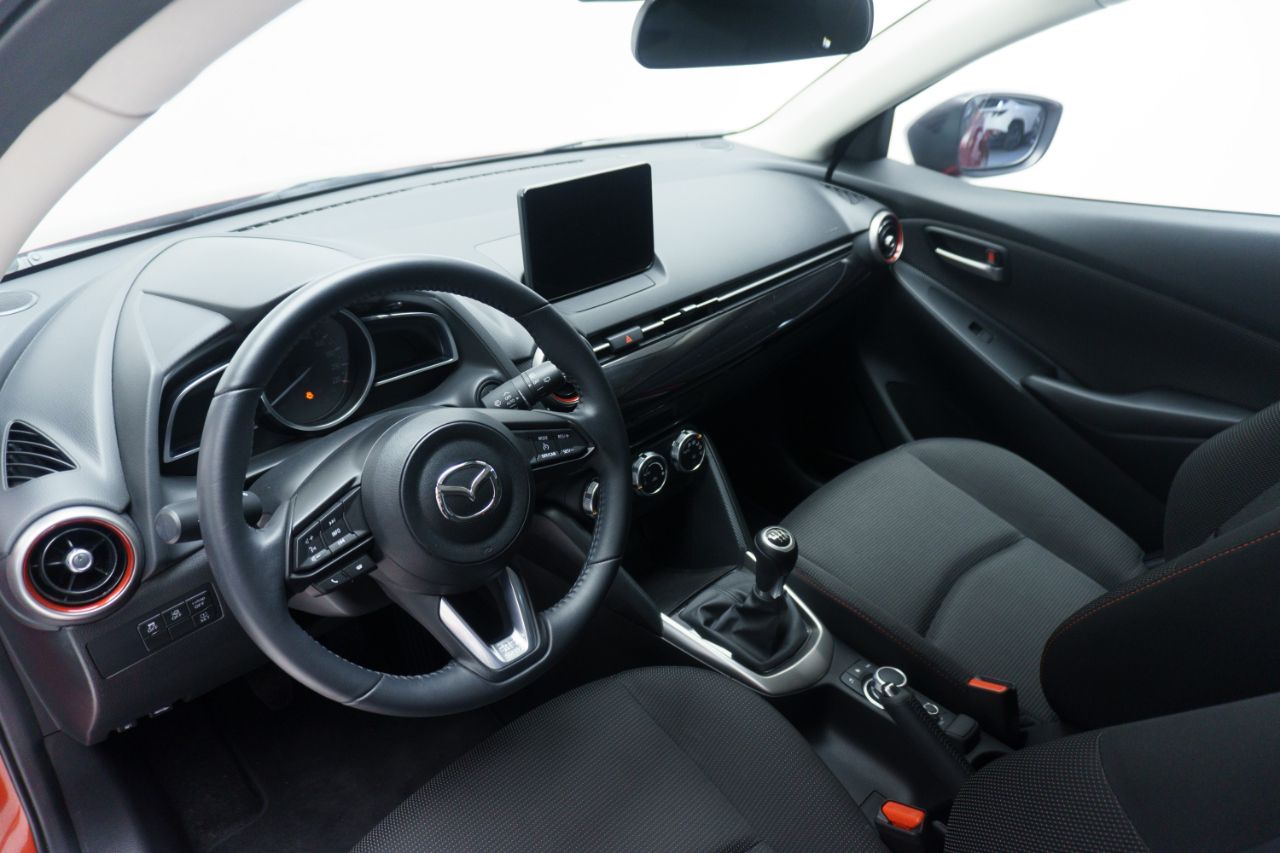 Foto Mazda Mazda2 7