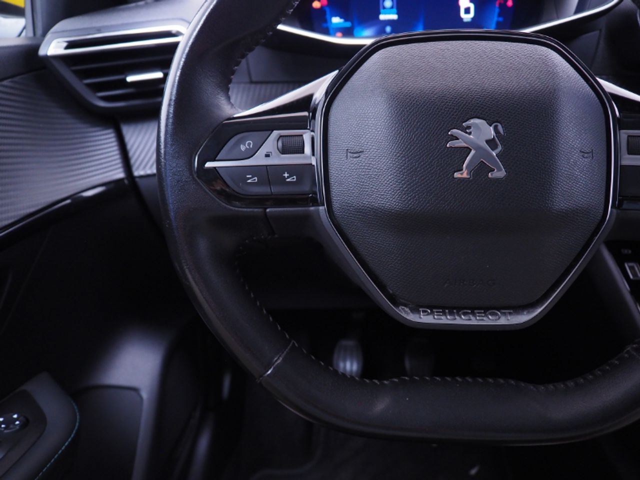 Foto Peugeot 208 13