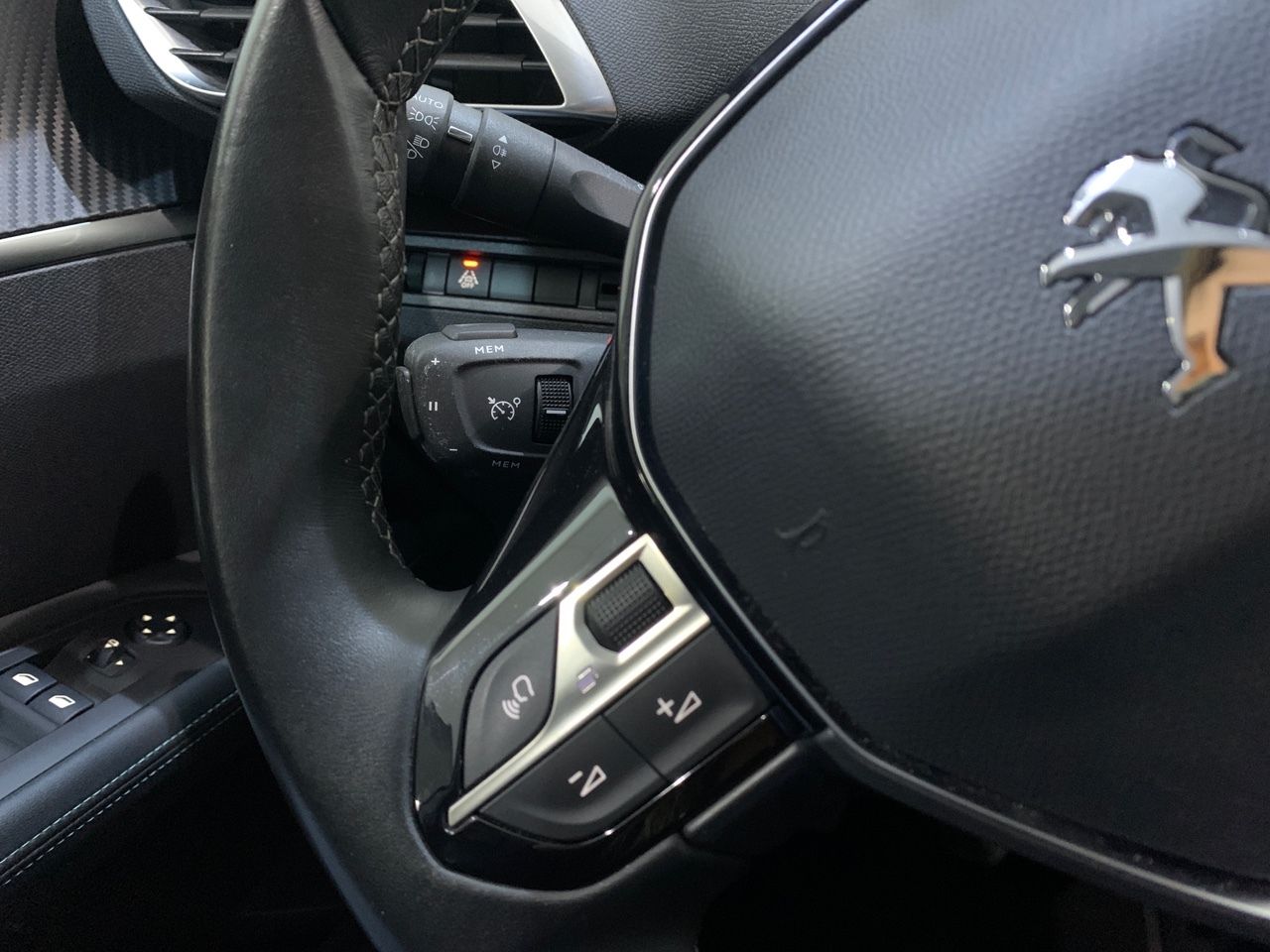 Foto Peugeot 3008 23