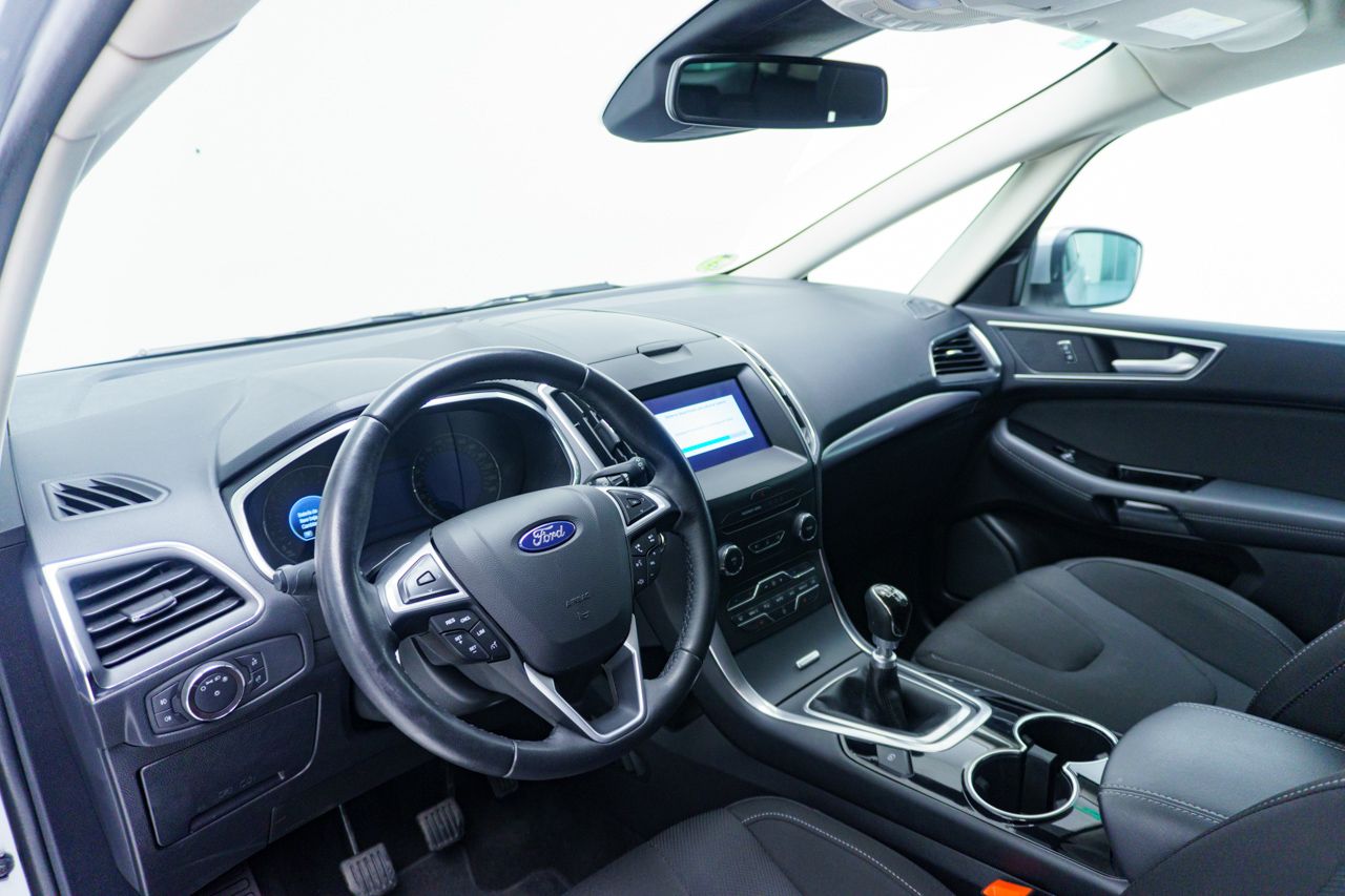 Foto Ford S-Max 7