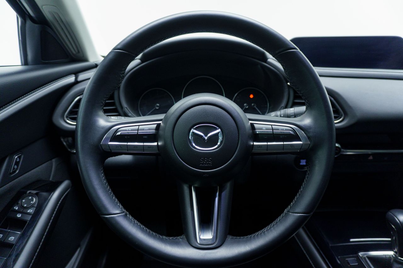 Foto Mazda CX-30 18