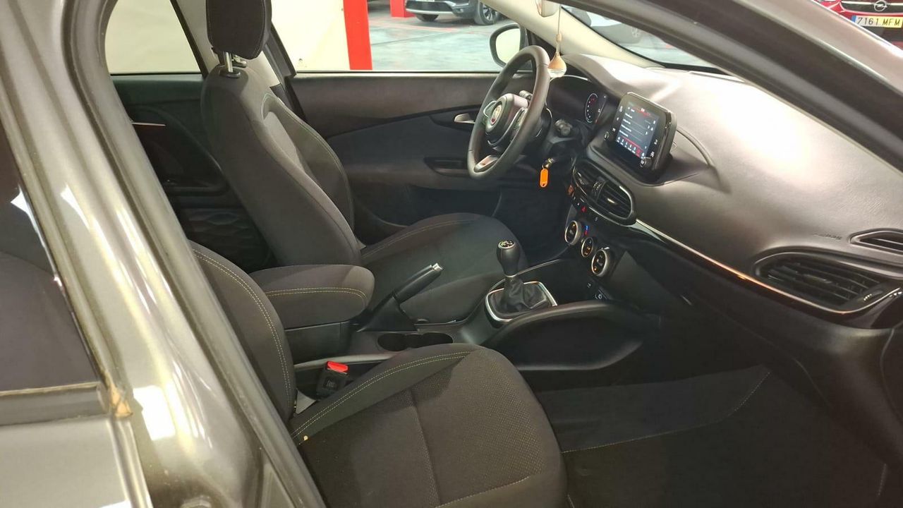 Foto Fiat Tipo 16