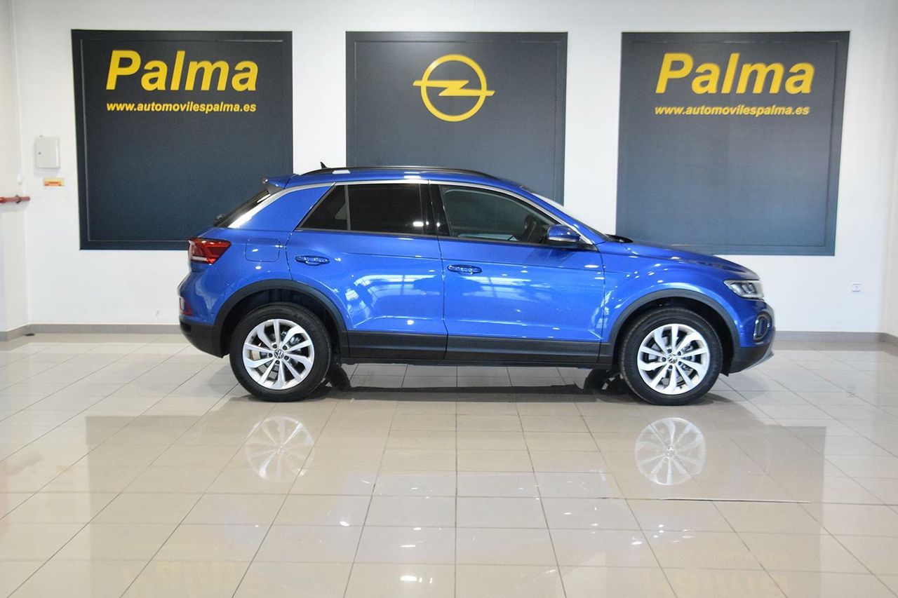 Foto Volkswagen T-Roc 11