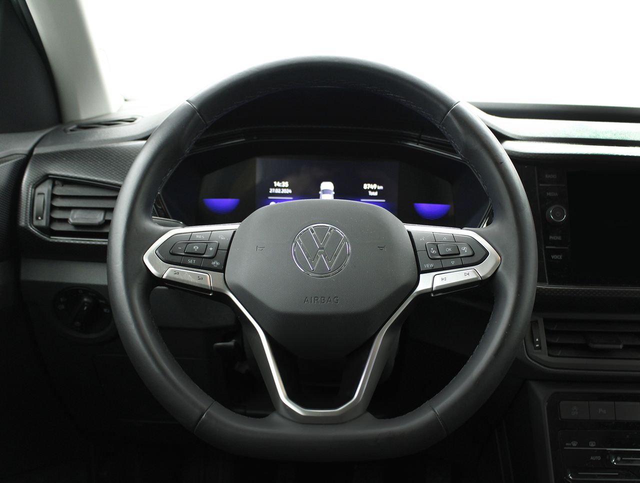 Foto Volkswagen T-Cross 23