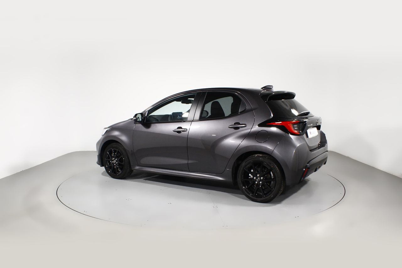 Foto Mazda Mazda2 8