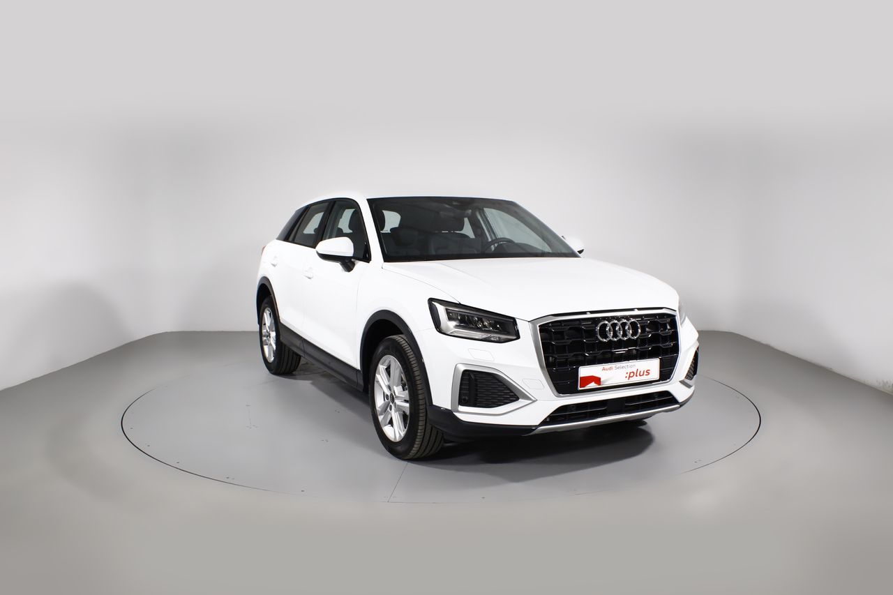 Foto Audi Q2 8