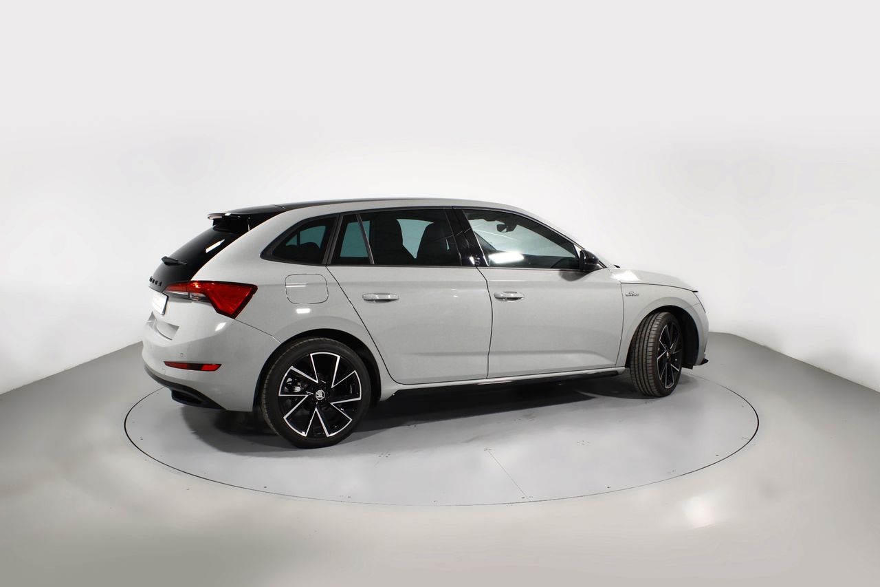 Foto Skoda Scala 4