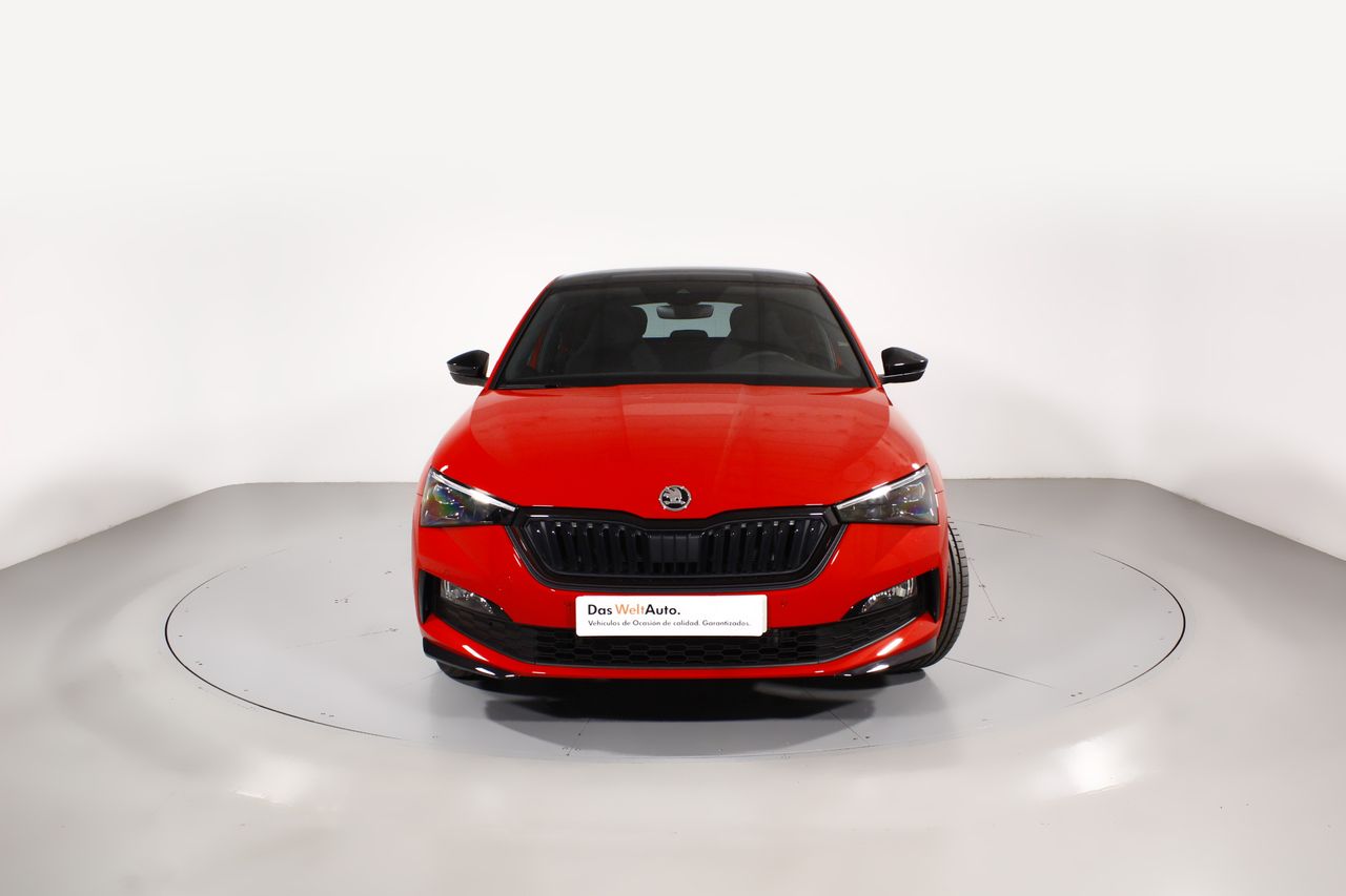 Foto Skoda Scala 12