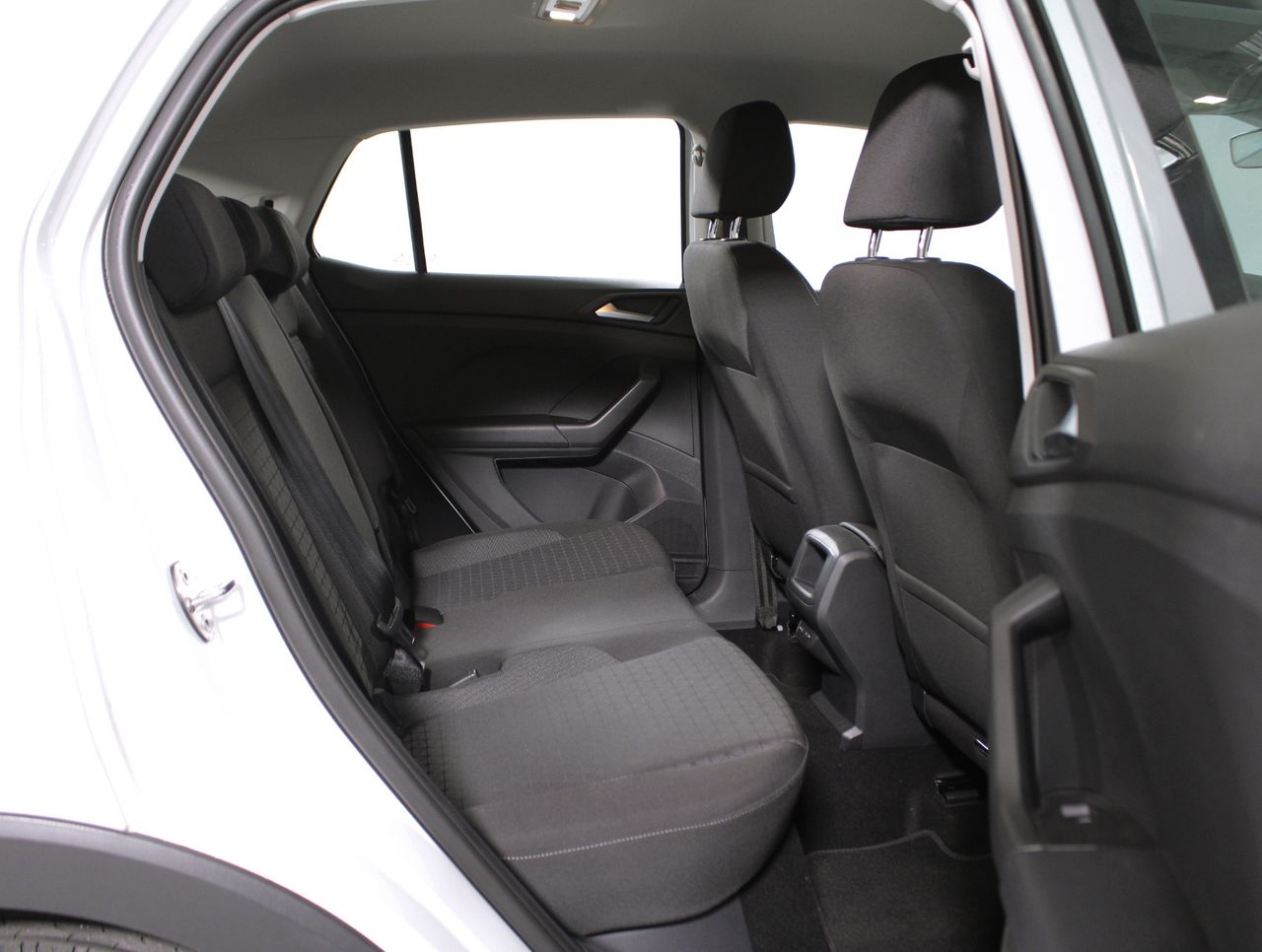 Foto Volkswagen T-Cross 15