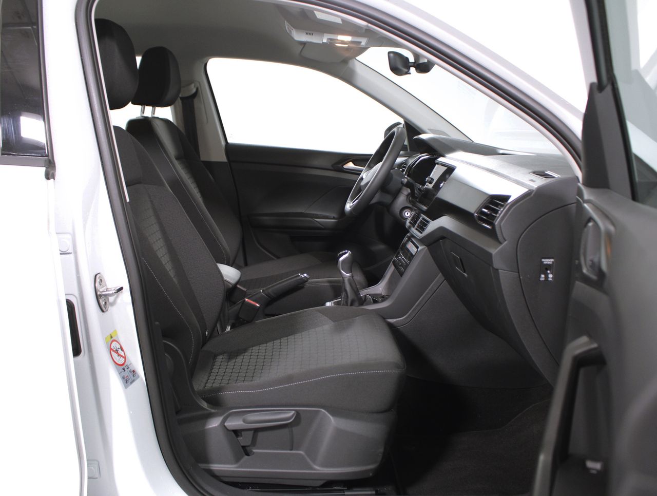 Foto Volkswagen T-Cross 16