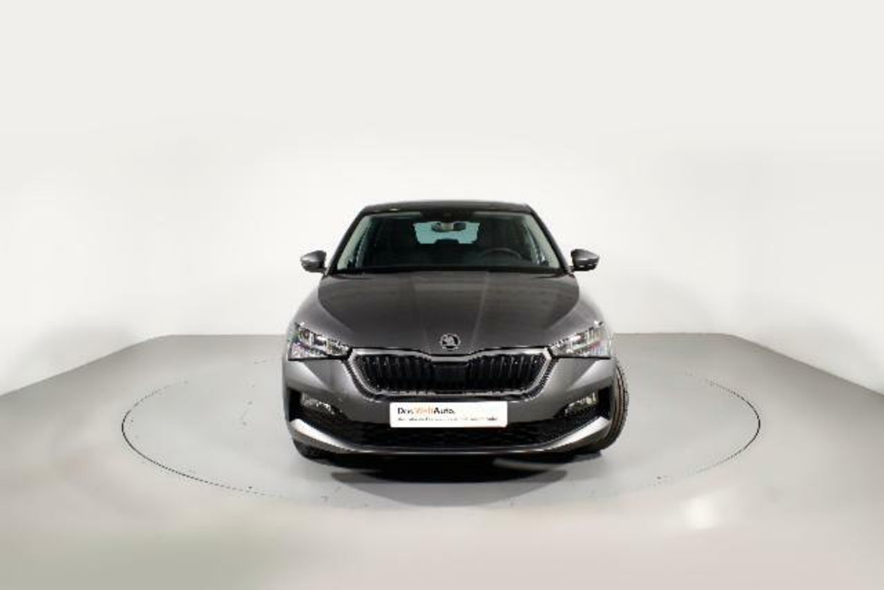 Foto Skoda Scala 12