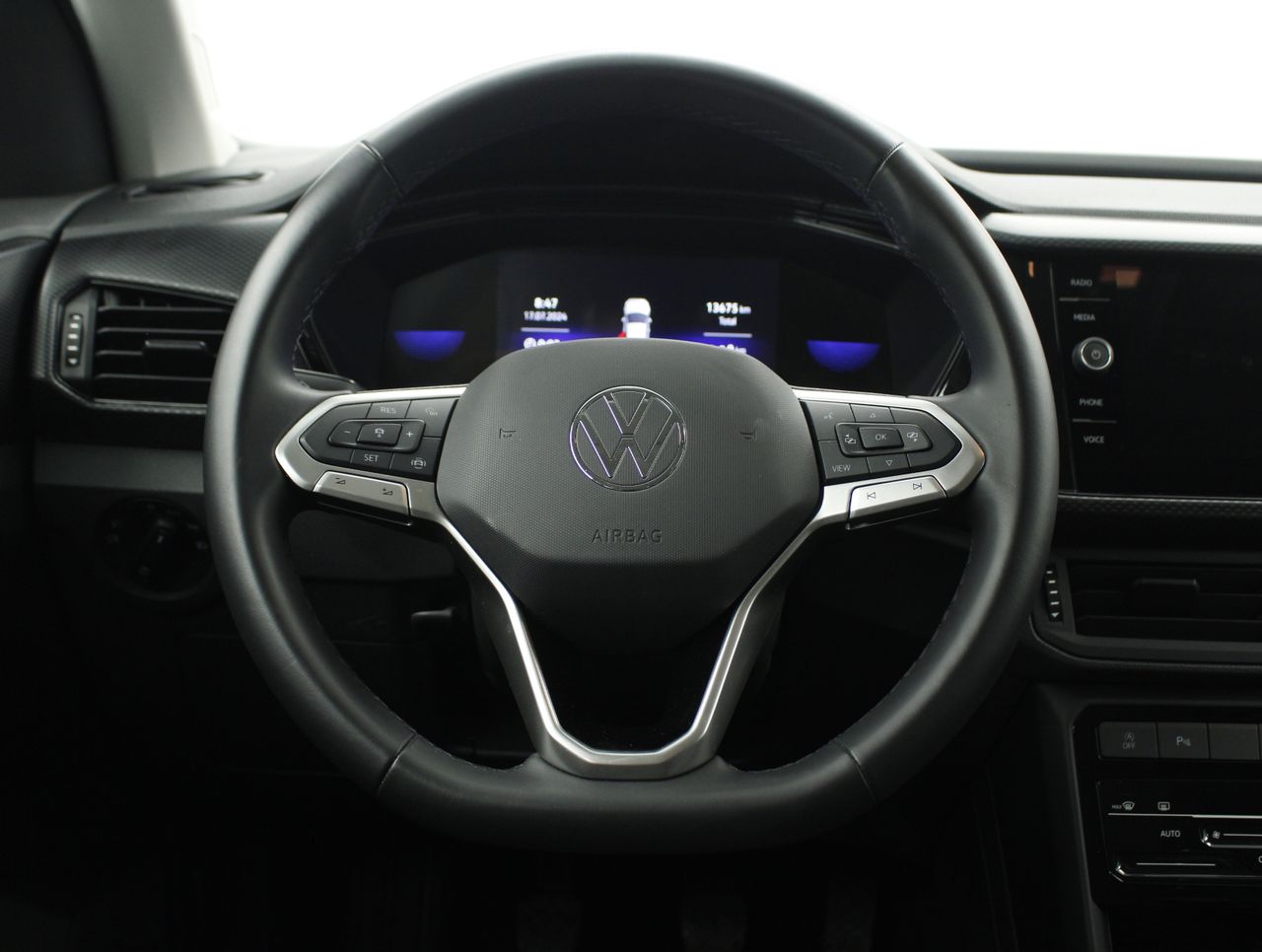 Foto Volkswagen T-Cross 13