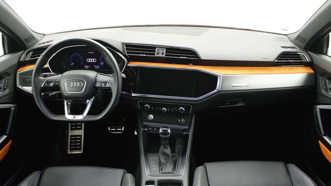 Foto Audi Q3 4