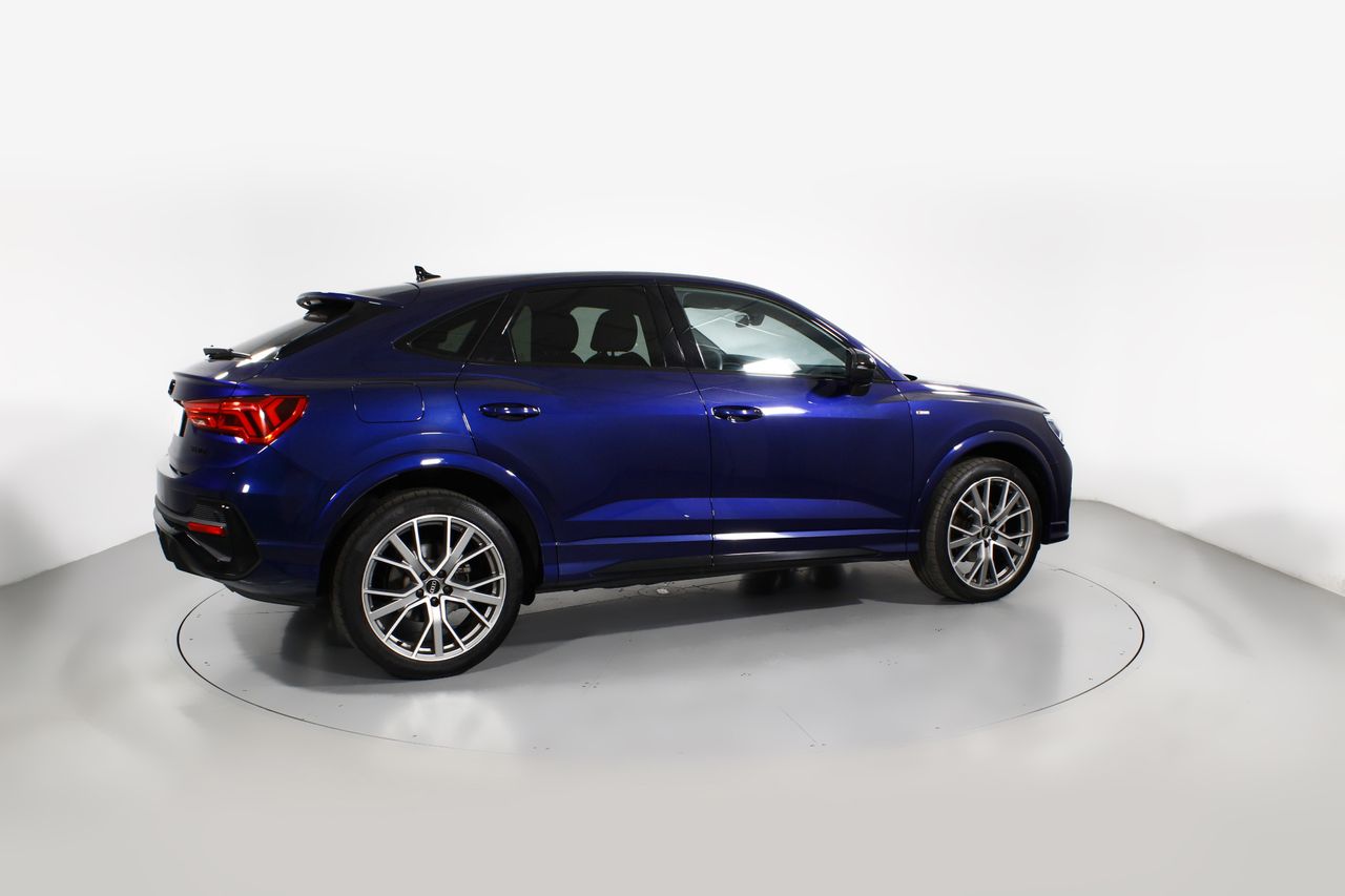 Foto Audi Q3 24