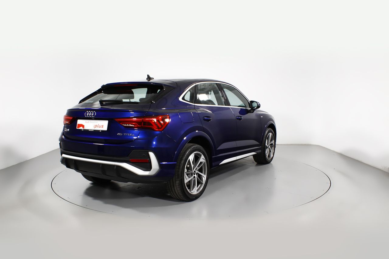 Foto Audi Q3 24