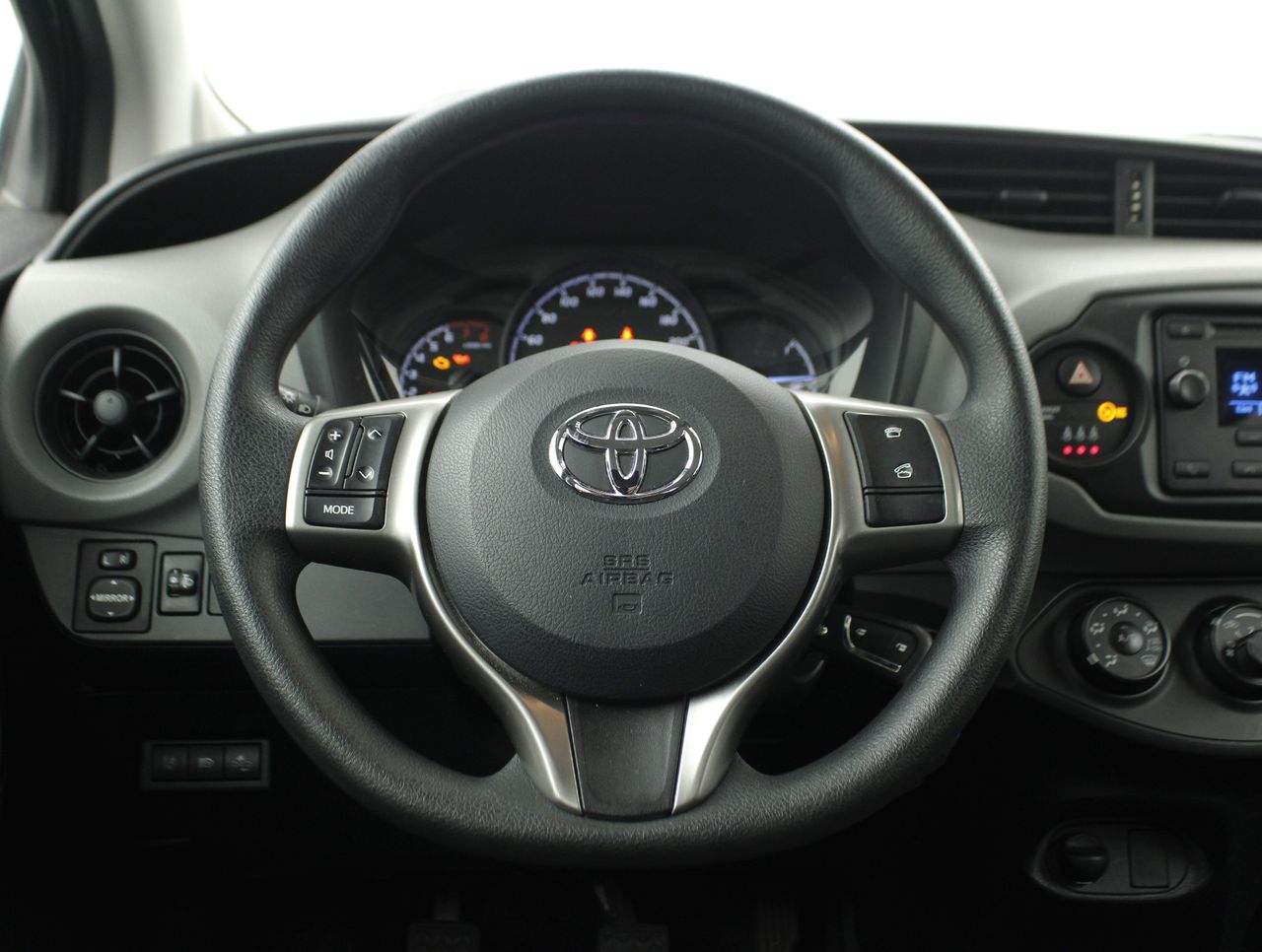 Foto Toyota Yaris 13