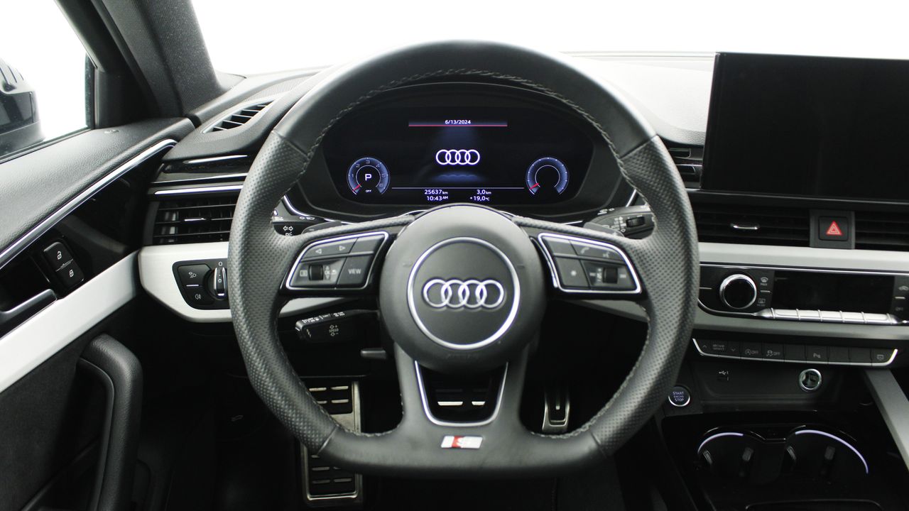 Foto Audi A4 26