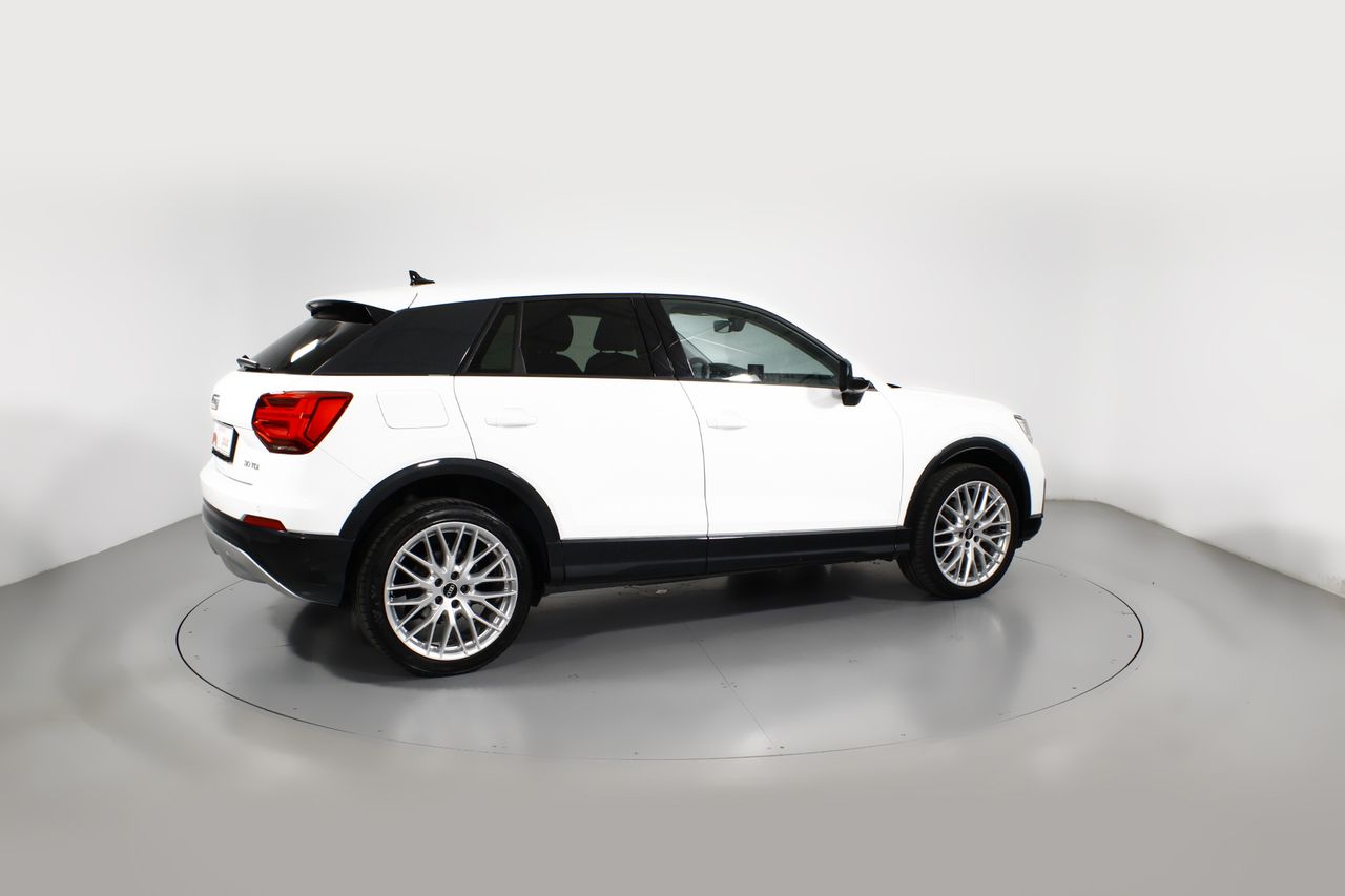 Foto Audi Q2 24