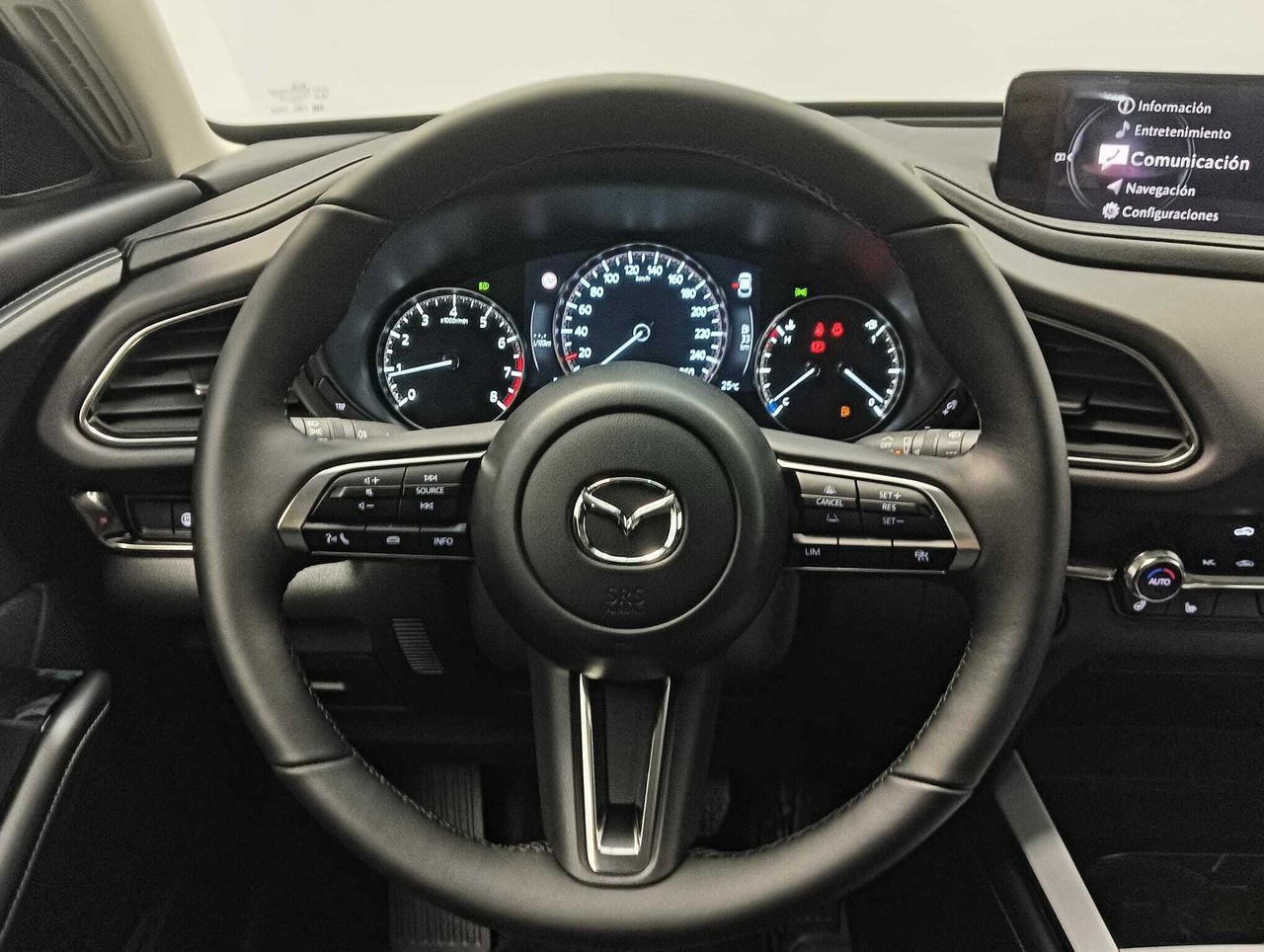 Foto Mazda CX-30 11