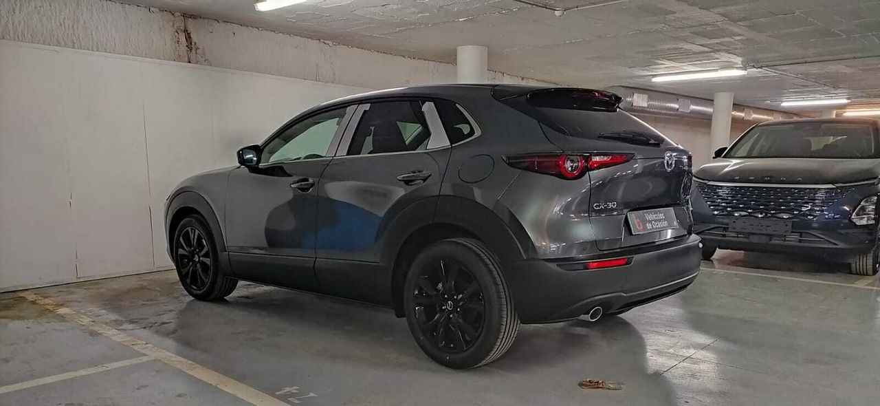 Foto Mazda CX-30 13