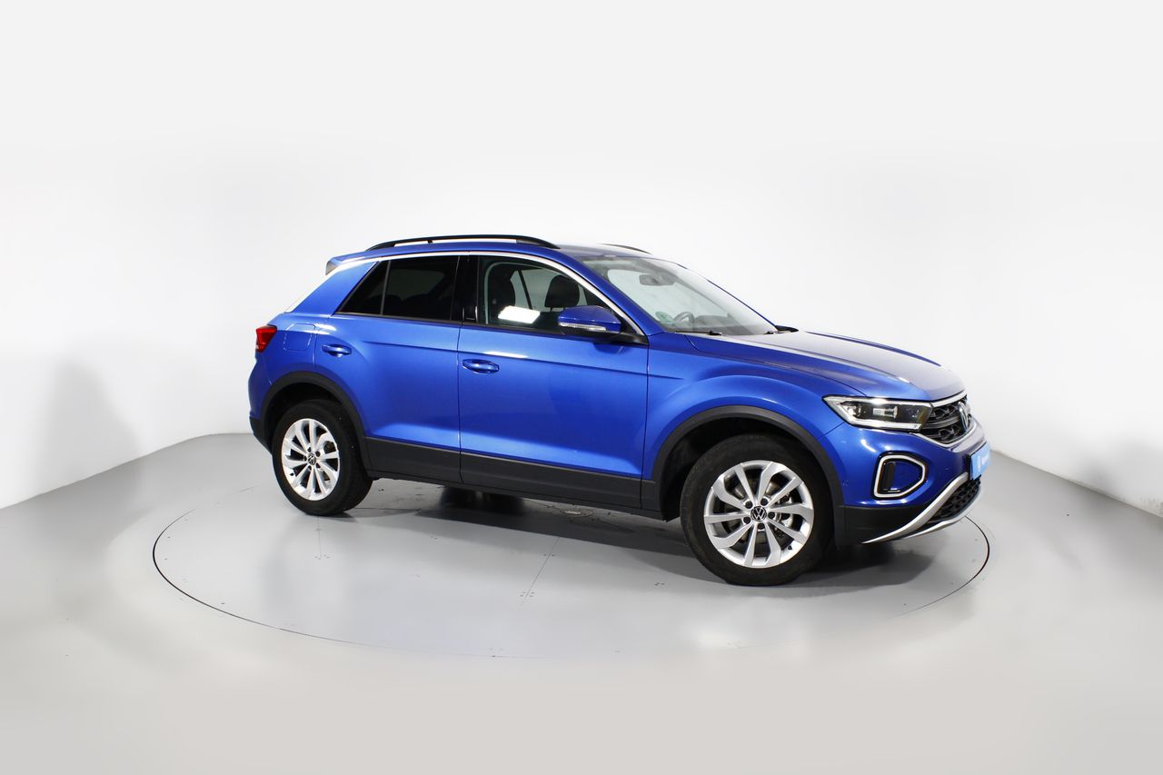 Foto Volkswagen T-Roc 23