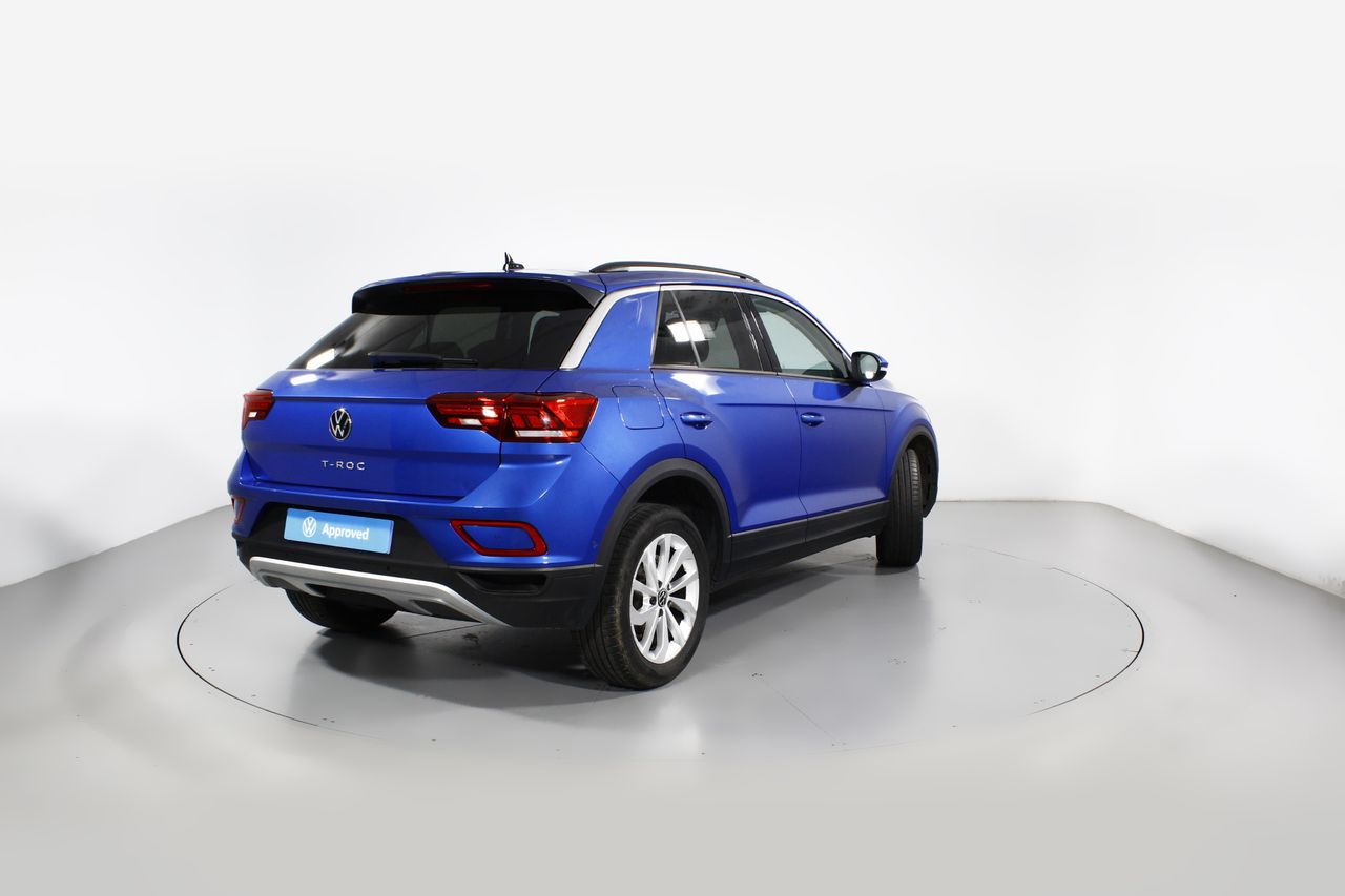 Foto Volkswagen T-Roc 25