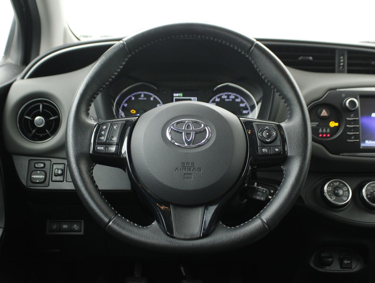 Foto Toyota Yaris 13