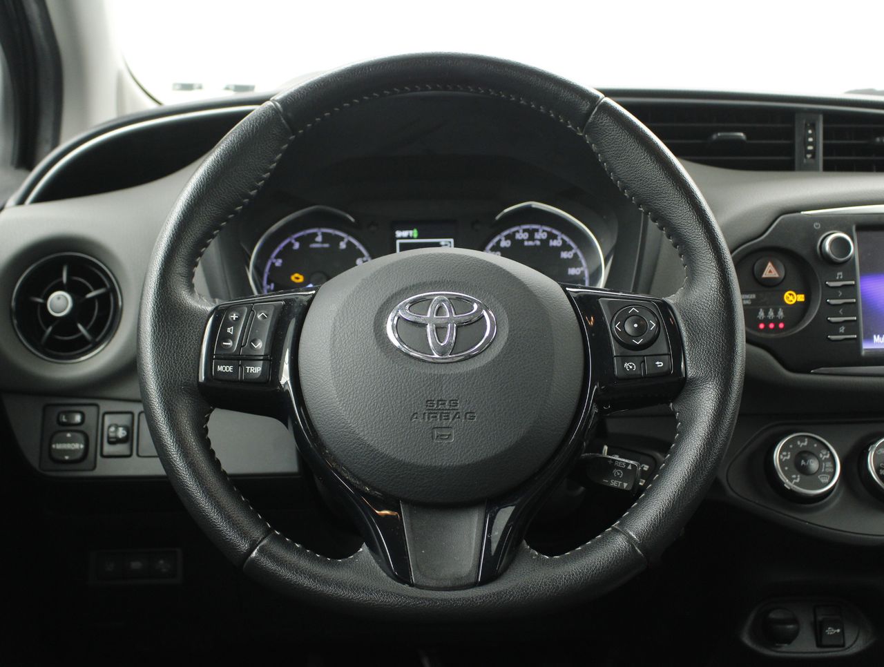 Foto Toyota Yaris 13