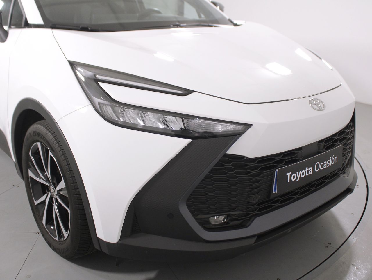 Foto Toyota C-HR 16