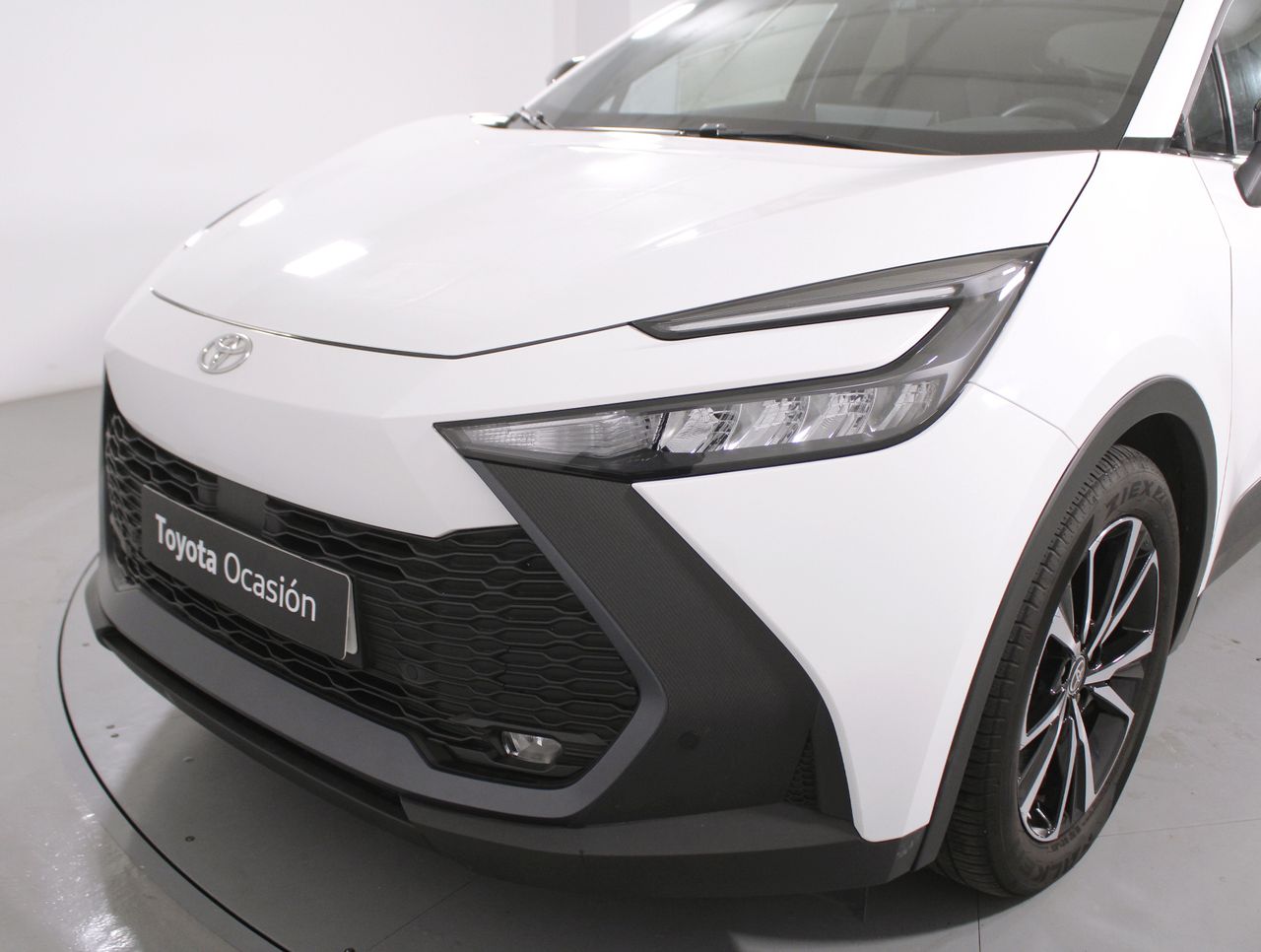 Foto Toyota C-HR 29