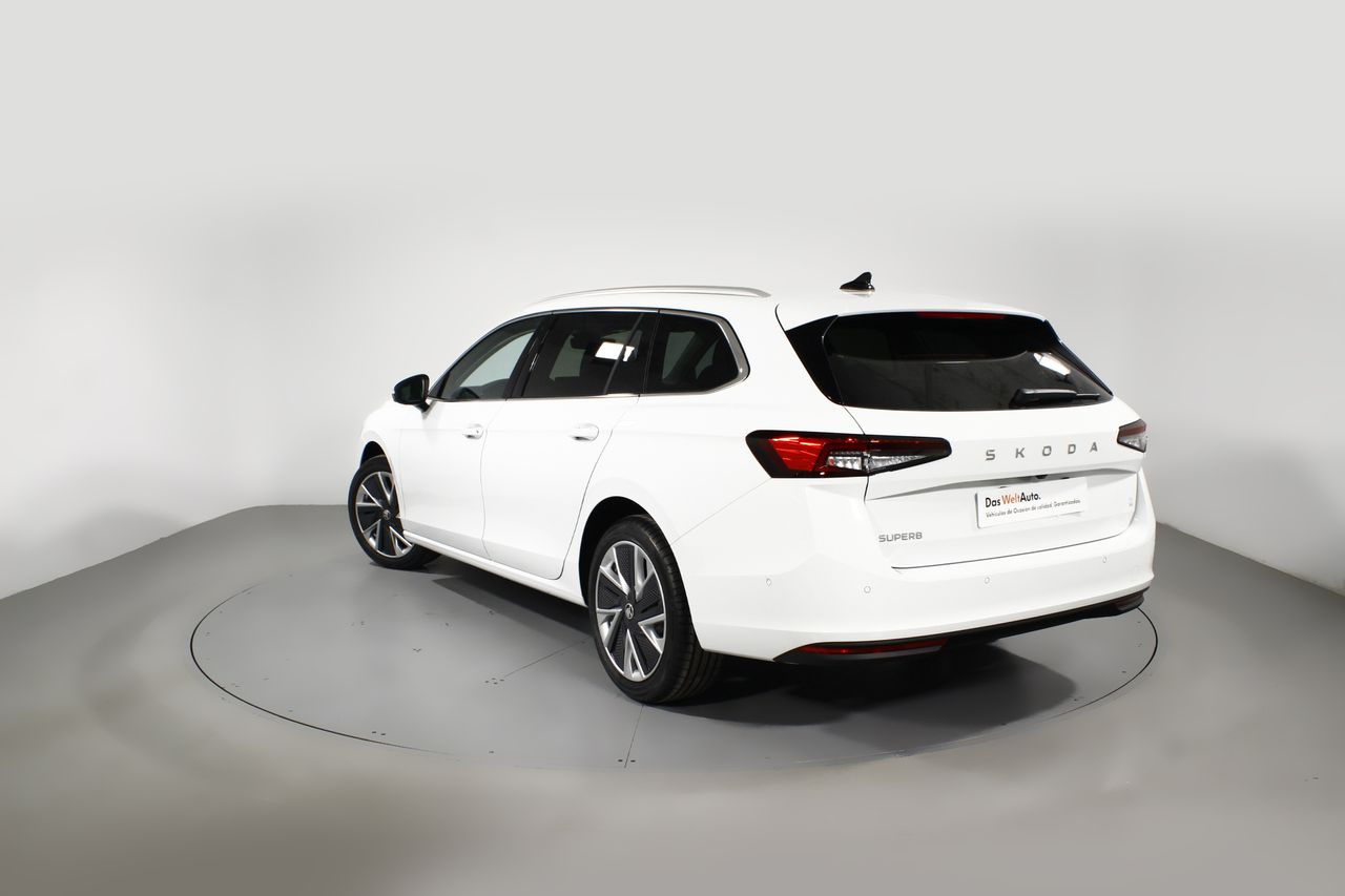 Foto Skoda Superb 7