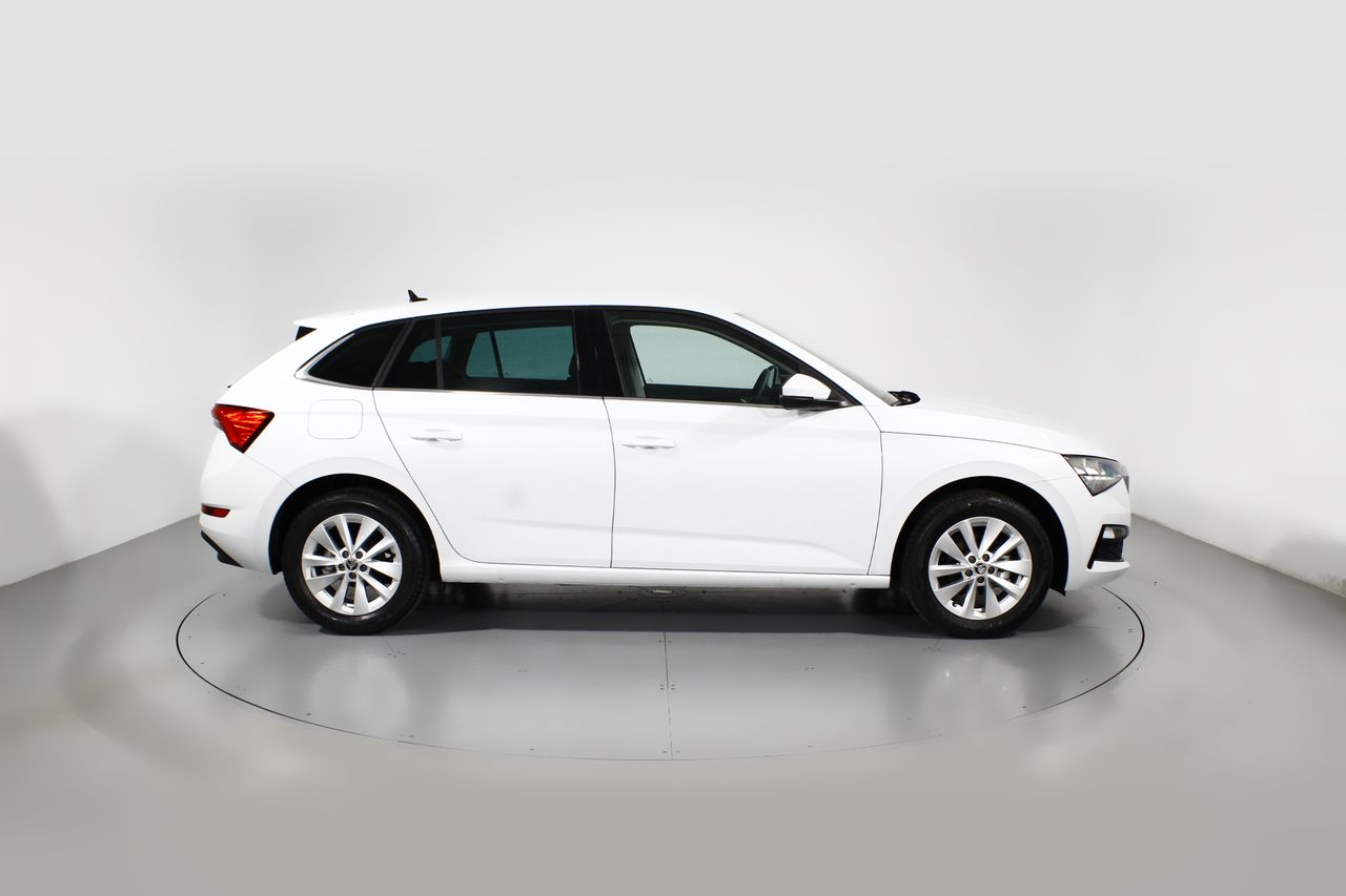 Foto Skoda Scala 3