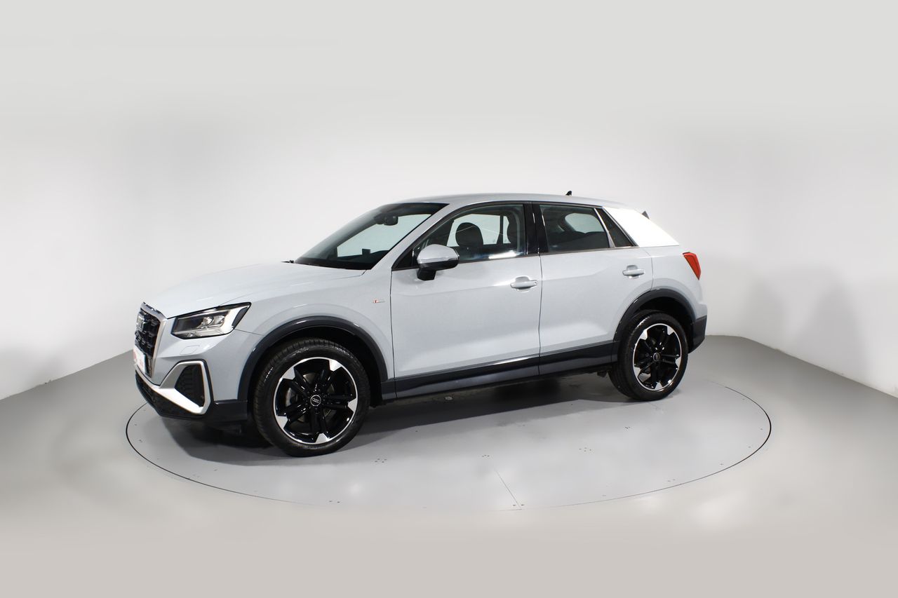 Foto Audi Q2 10