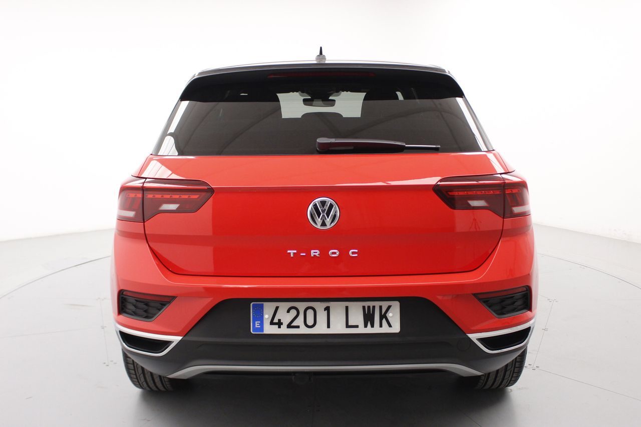 Foto Volkswagen T-Roc 11