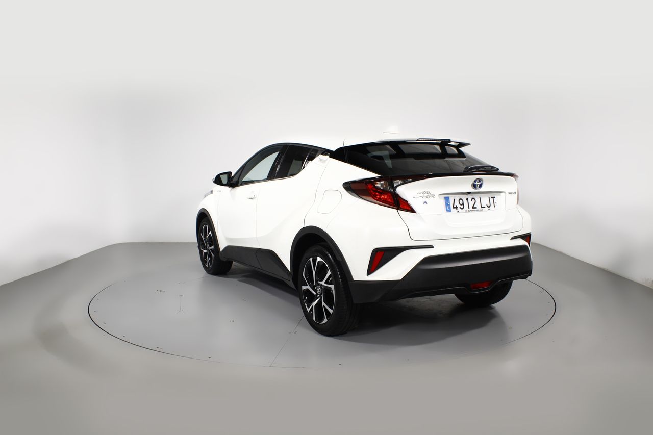 Foto Toyota C-HR 2