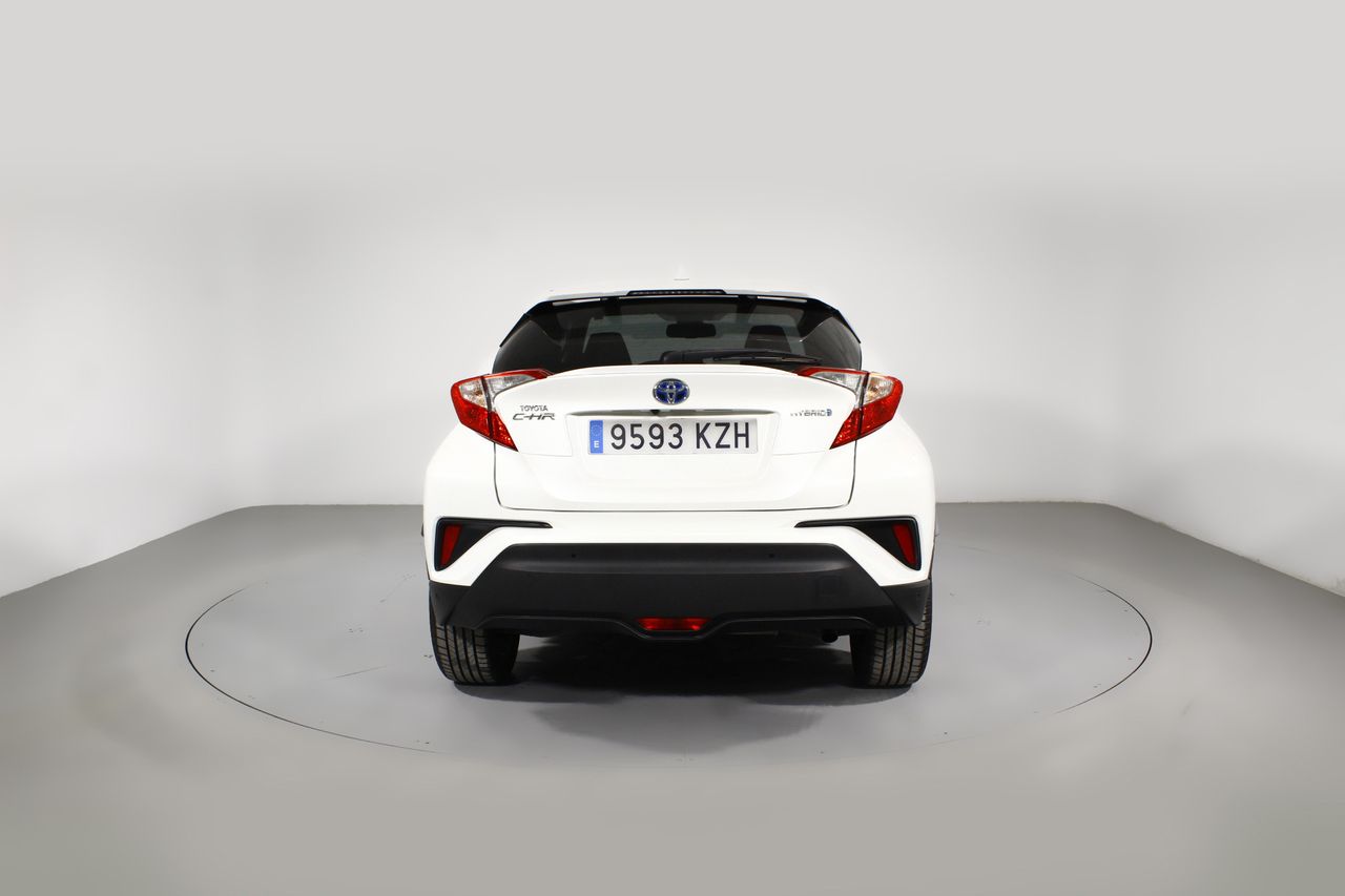 Foto Toyota C-HR 17