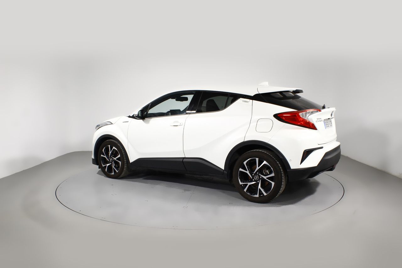 Foto Toyota C-HR 18