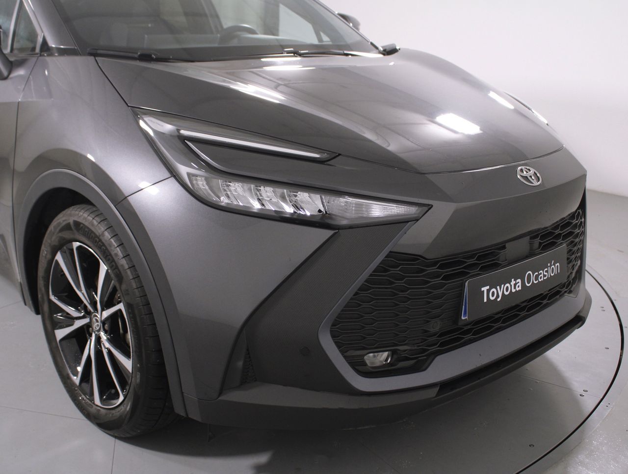 Foto Toyota C-HR 16