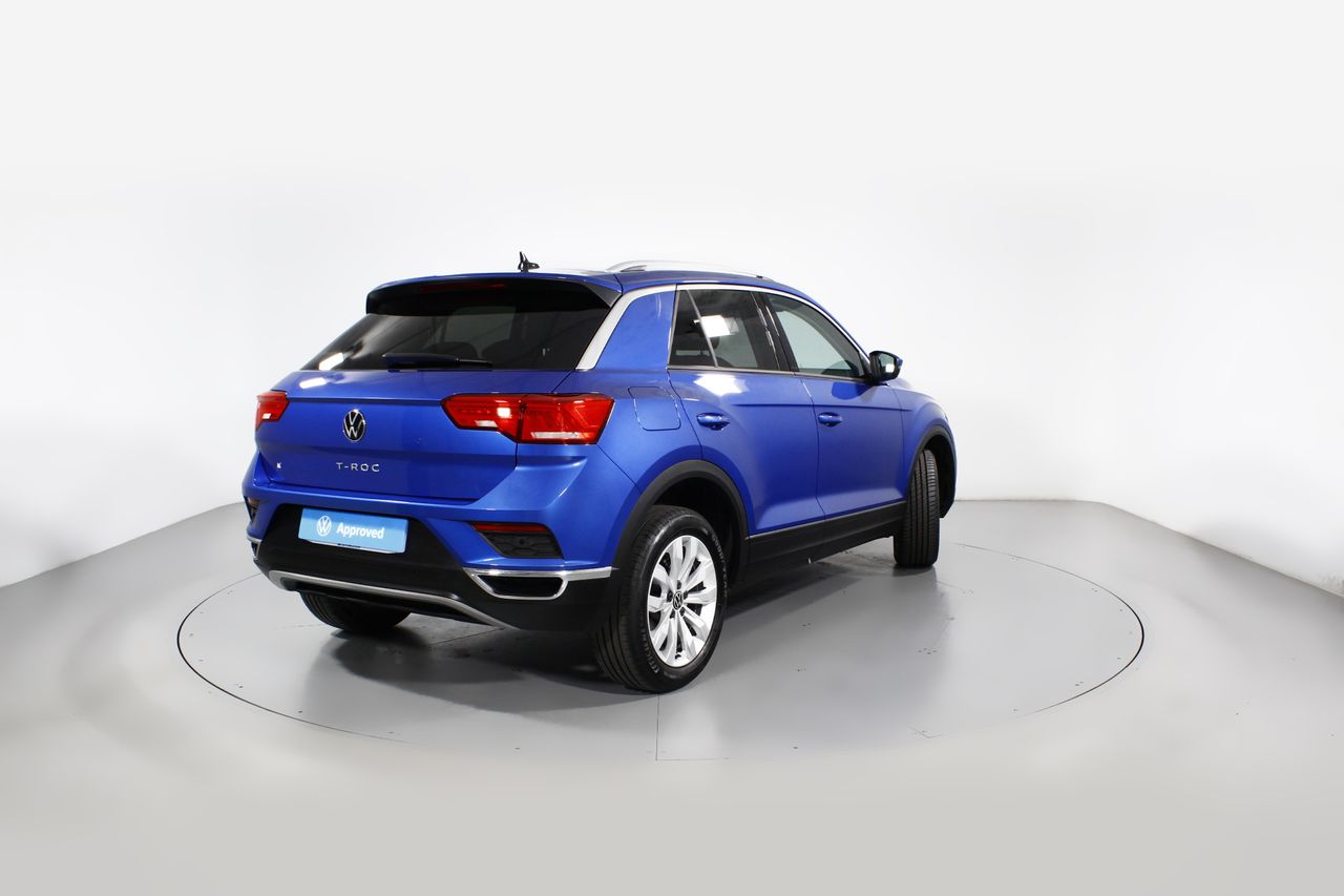 Foto Volkswagen T-Roc 25