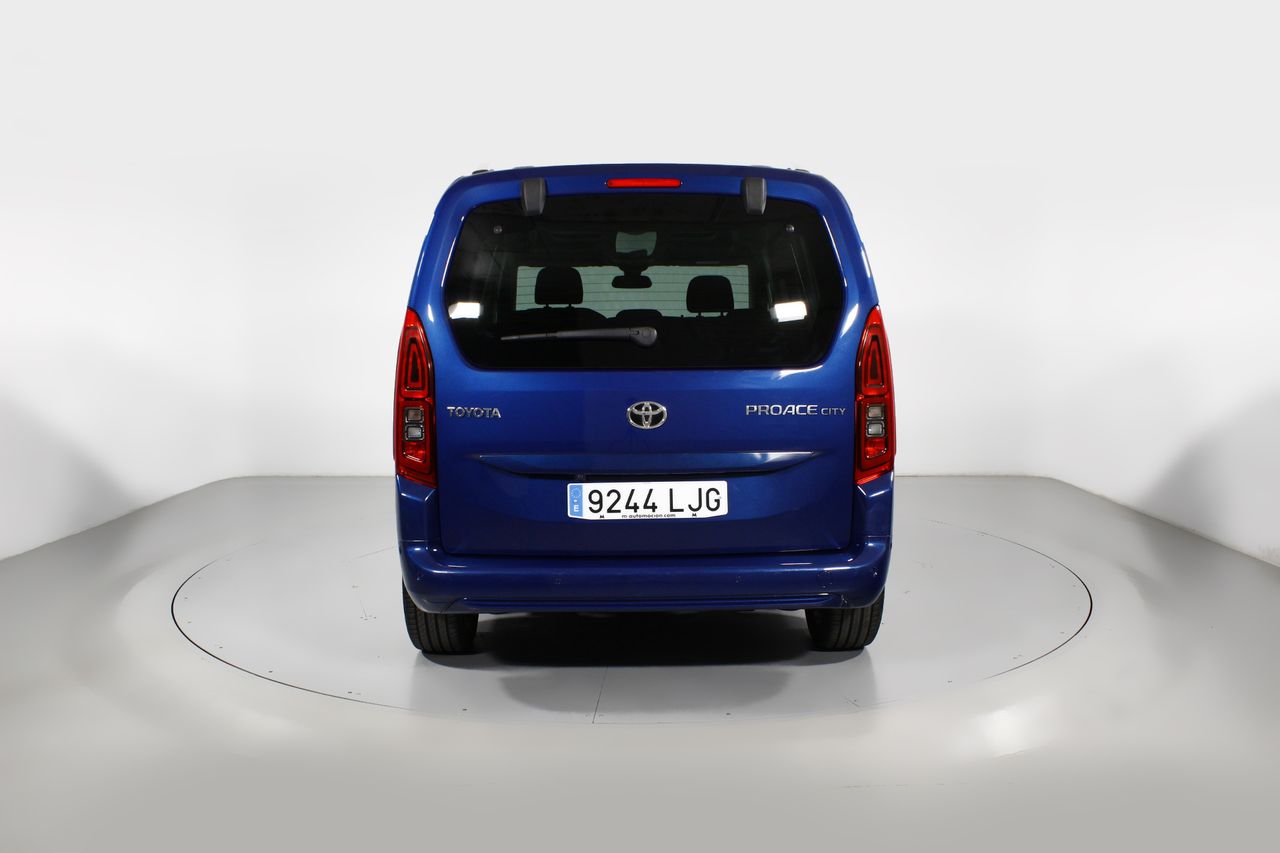 Foto Toyota Proace Verso 17