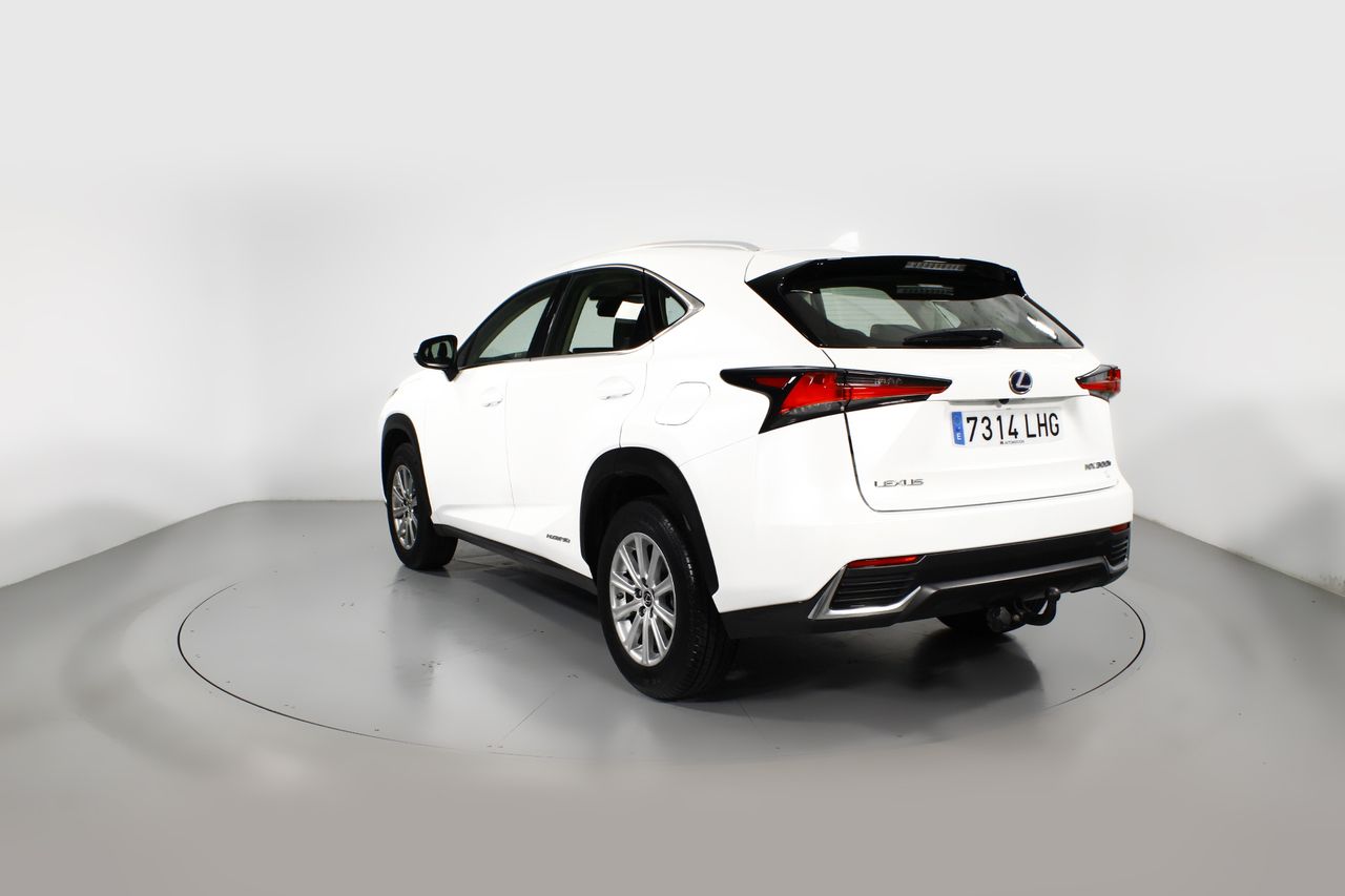 Foto Lexus NX 2