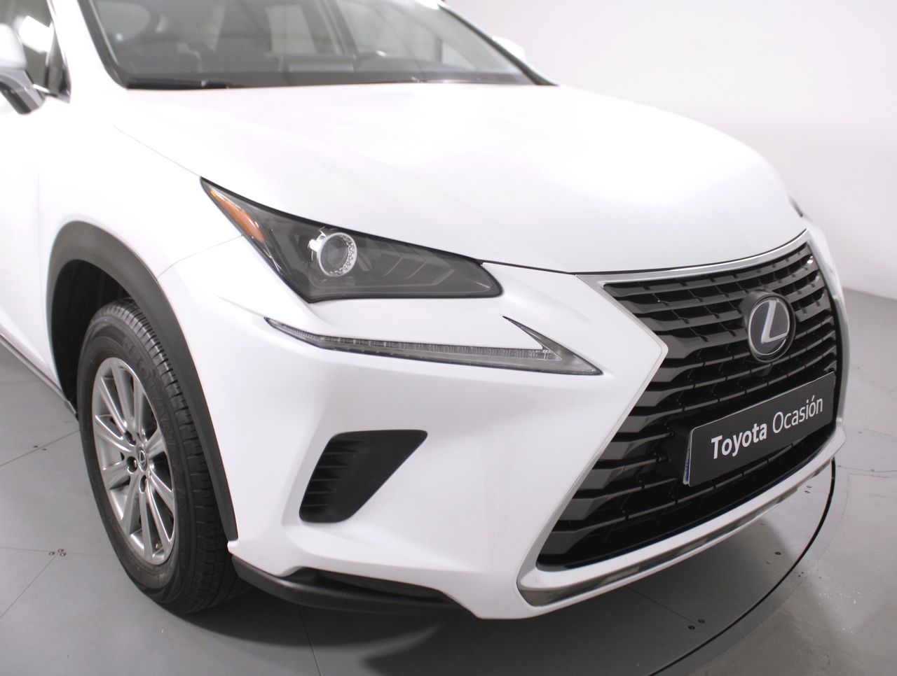 Foto Lexus NX 16