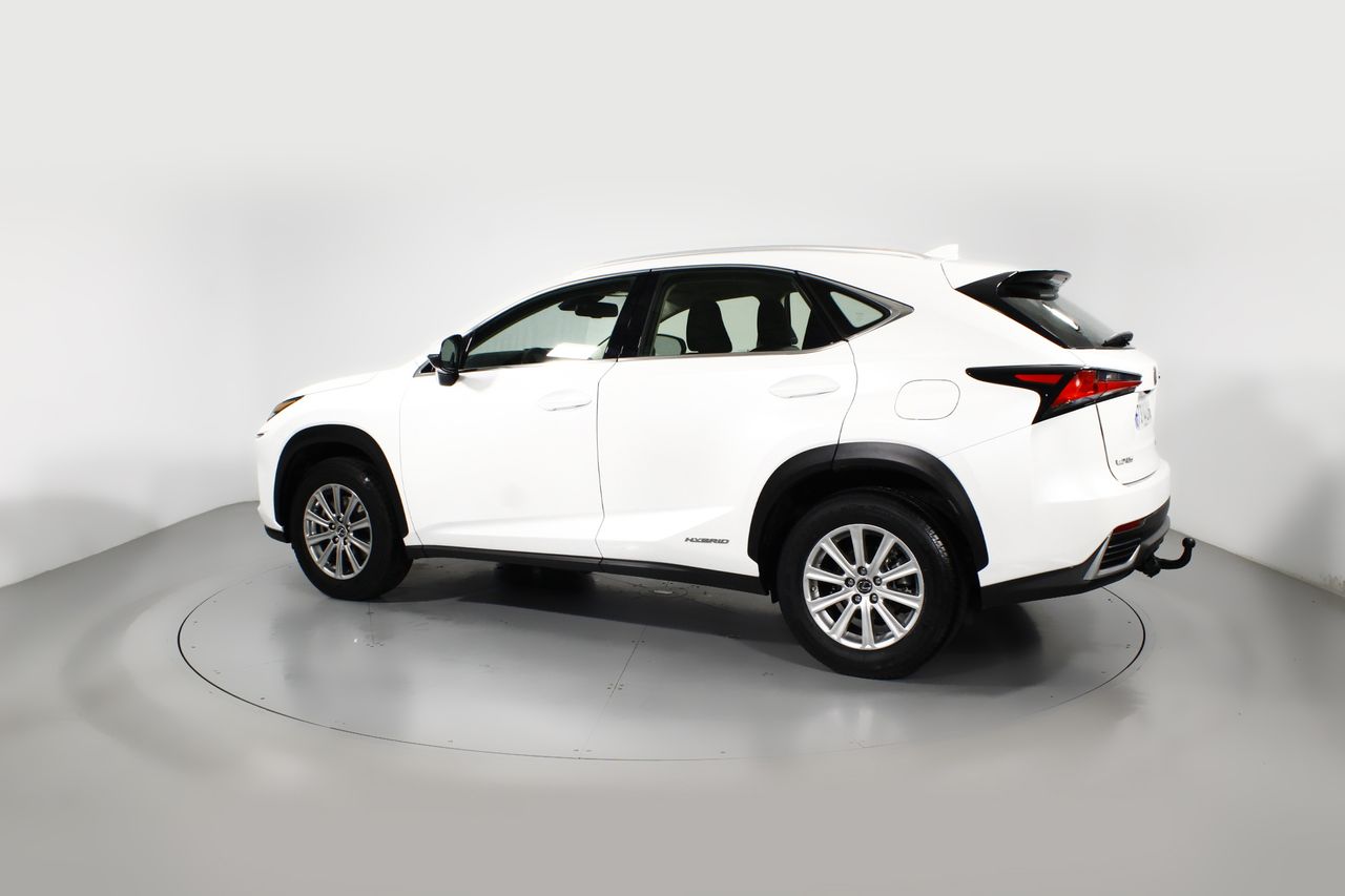 Foto Lexus NX 19