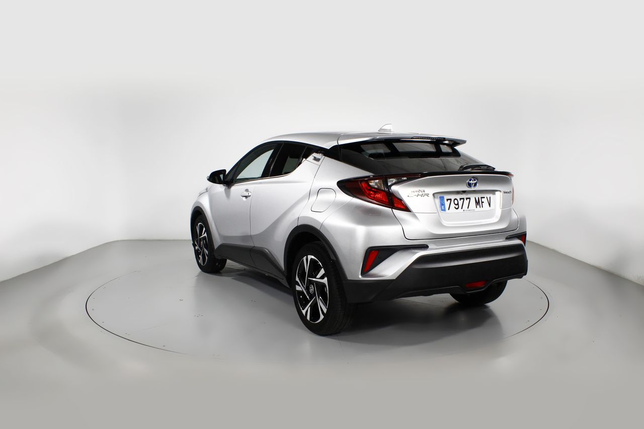 Foto Toyota C-HR 2