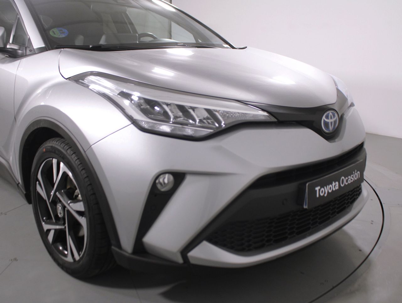 Foto Toyota C-HR 16