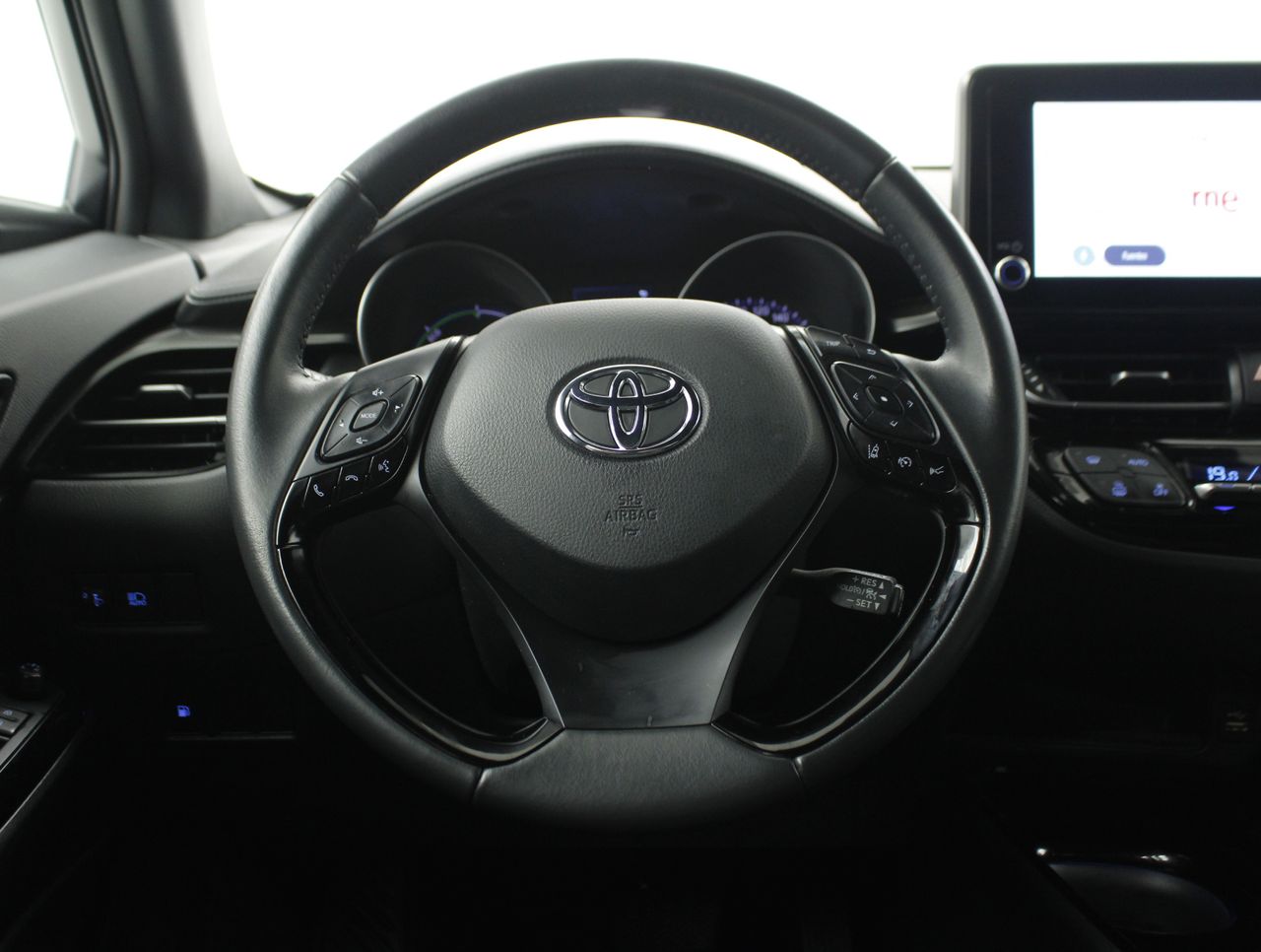 Foto Toyota C-HR 13